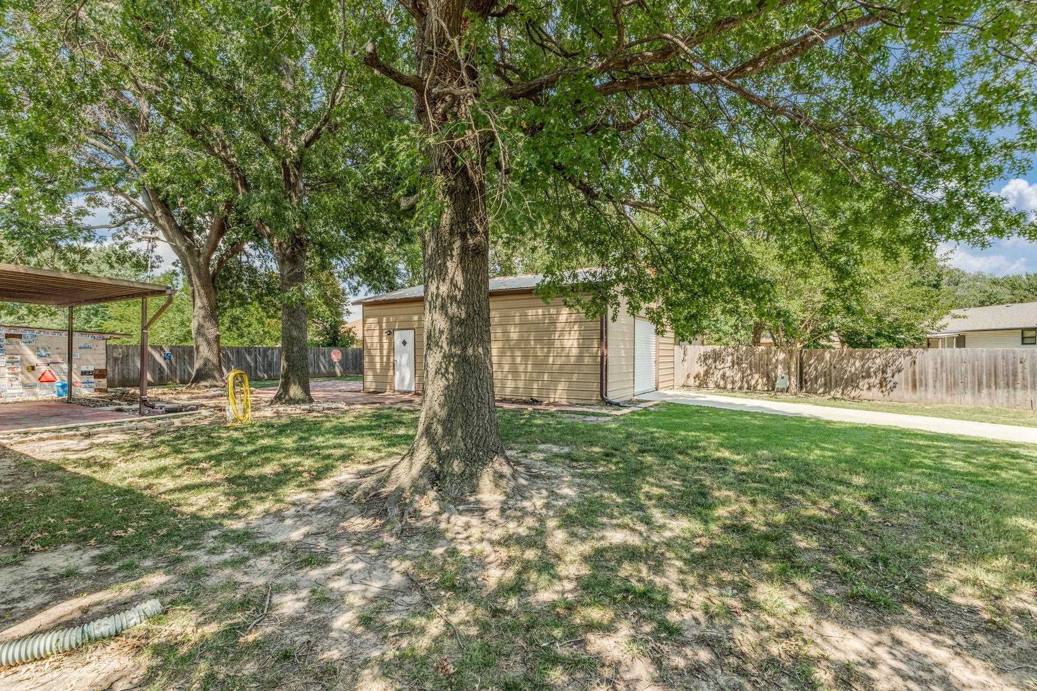 1034 S Dalton Dr Property Photo 29