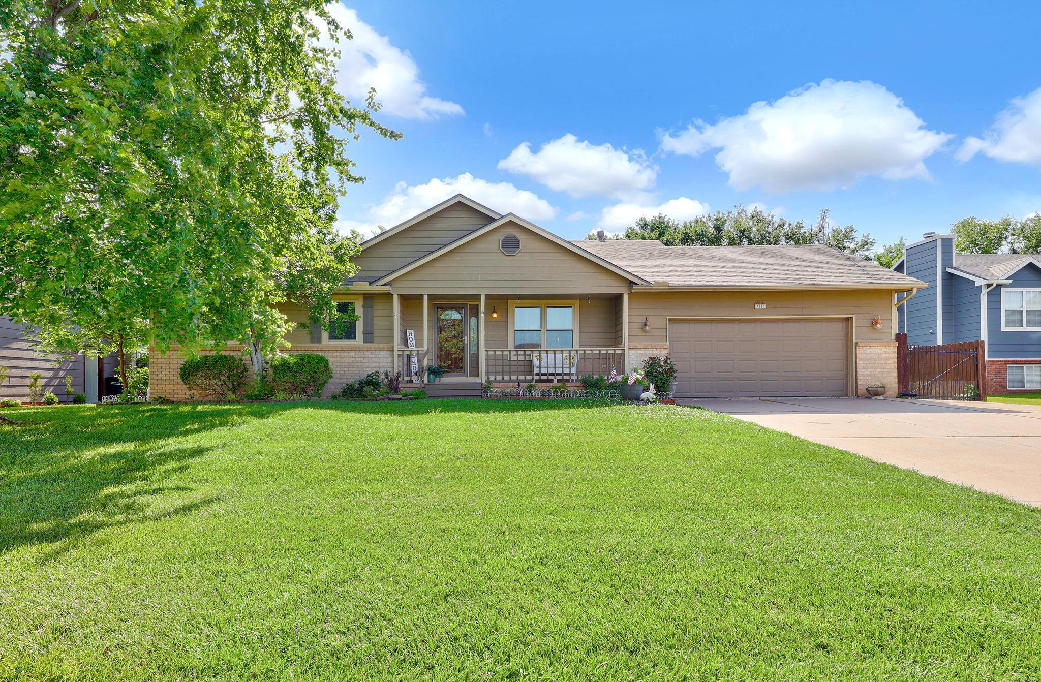 3110 N Country Lane Property Photo 1