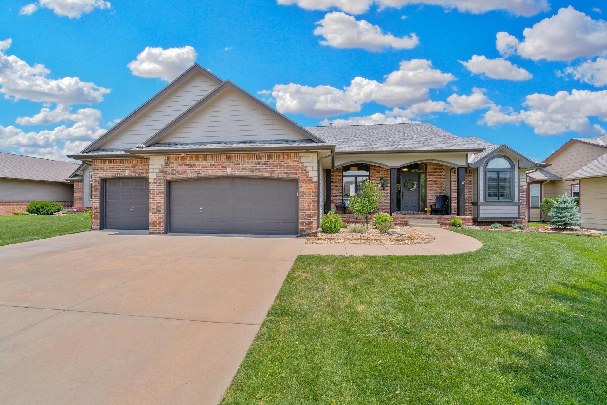 13806 W Texas Ct Property Photo 1