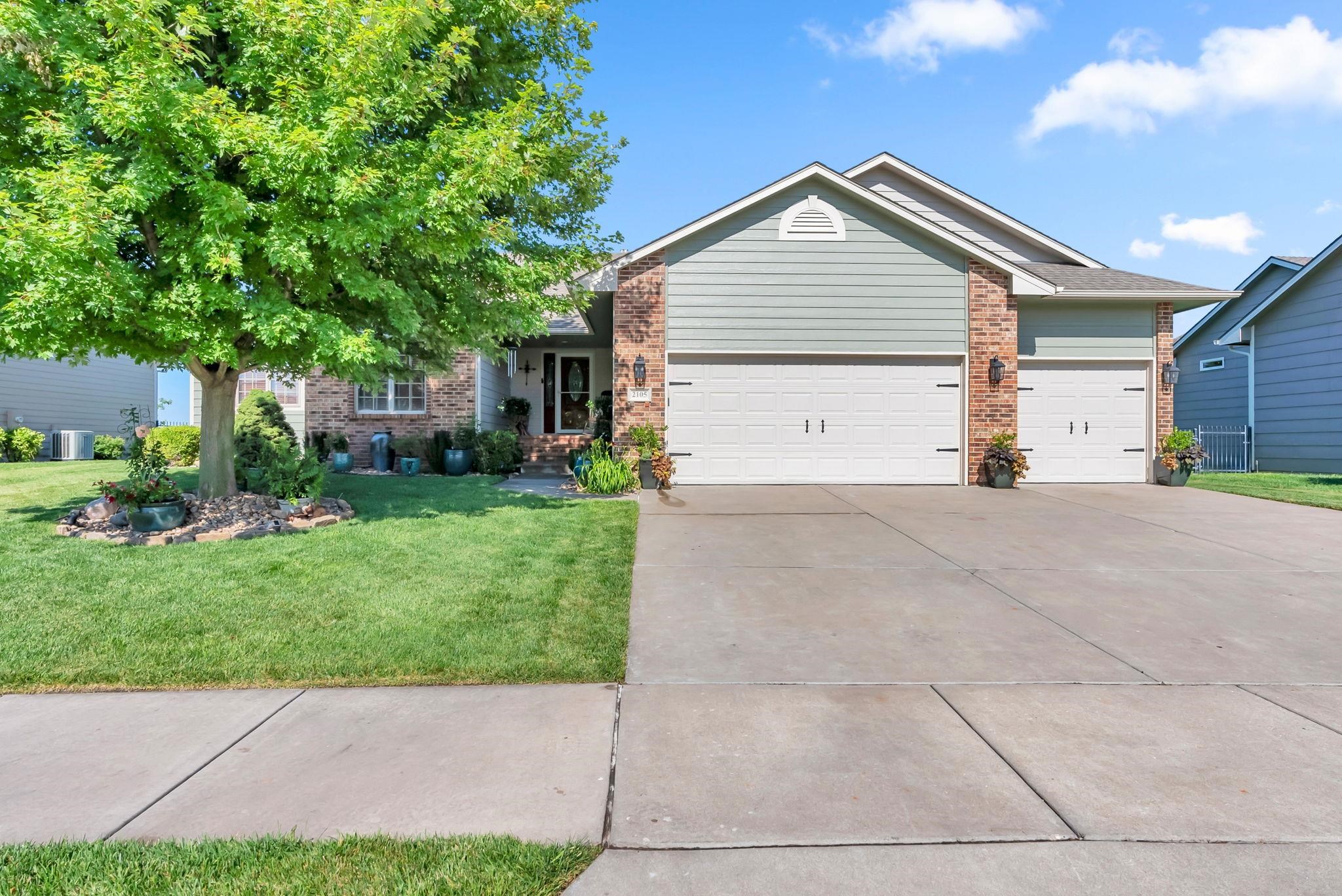 2105 Beltline Property Photo 1