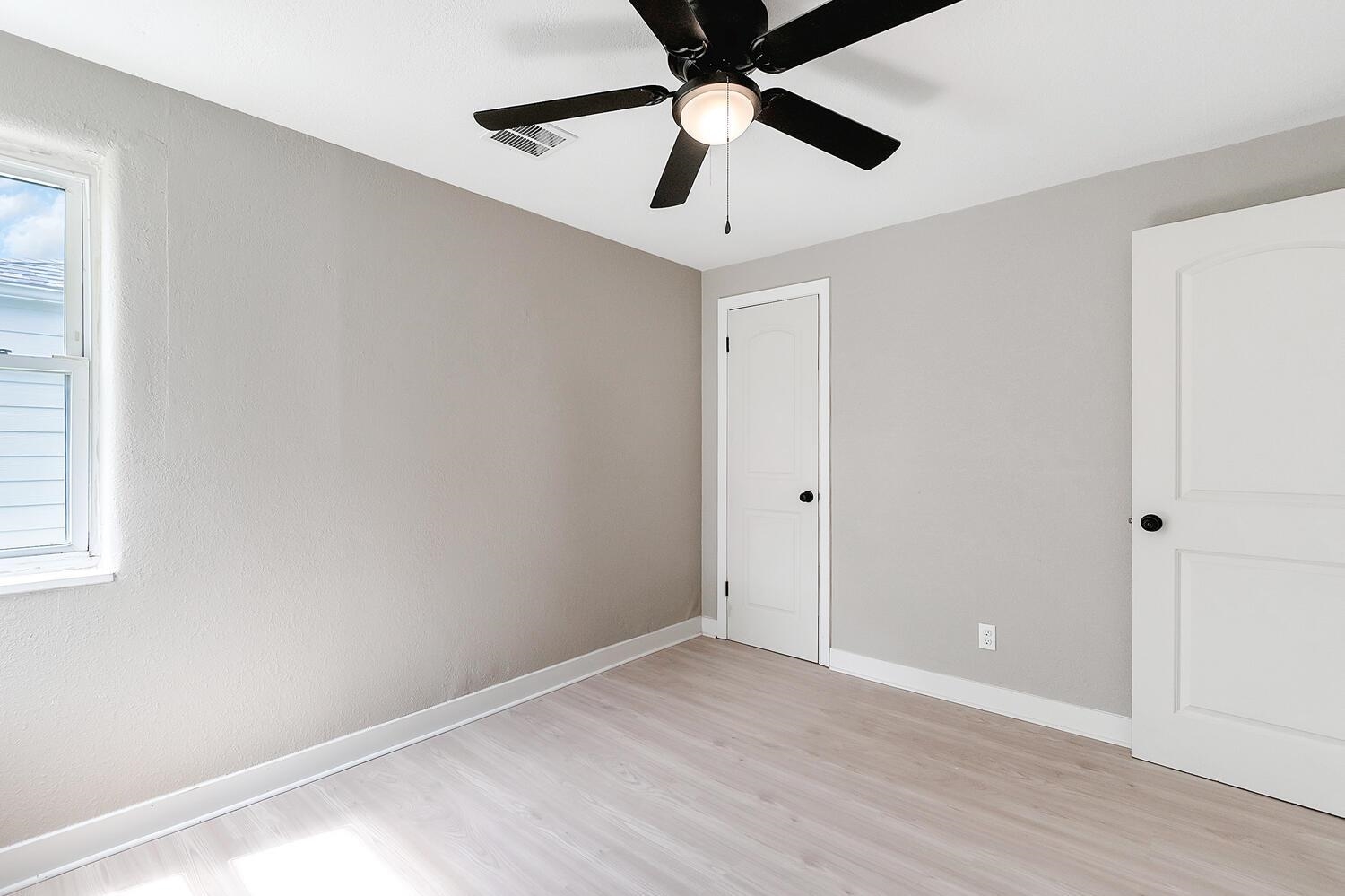 506 Sunnyside Ct Property Photo 19