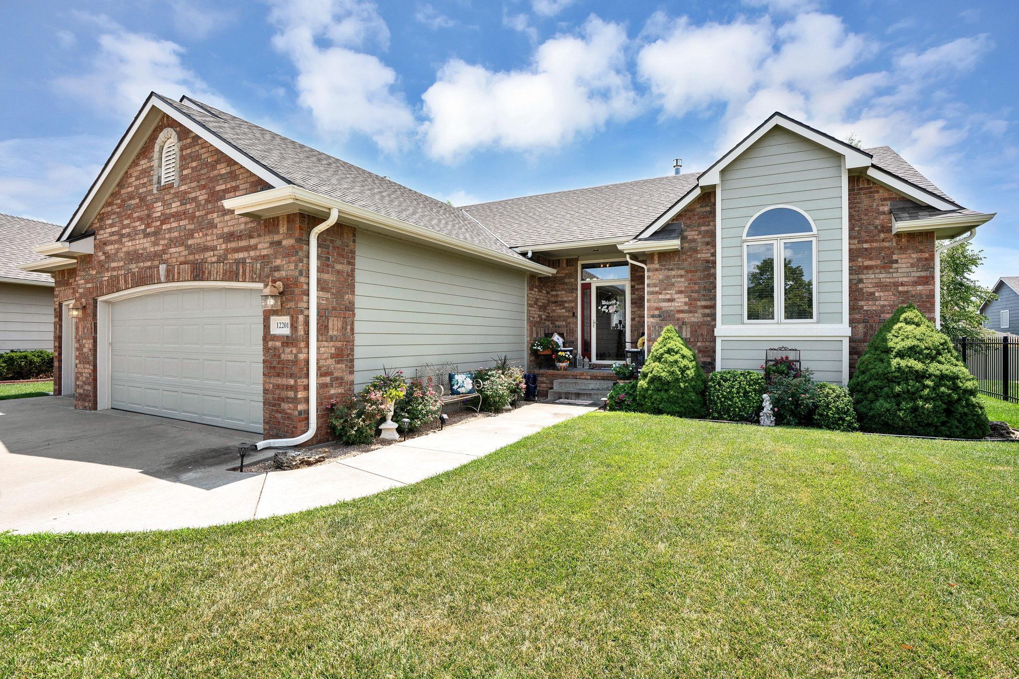 12201 E Andrea Property Photo 1