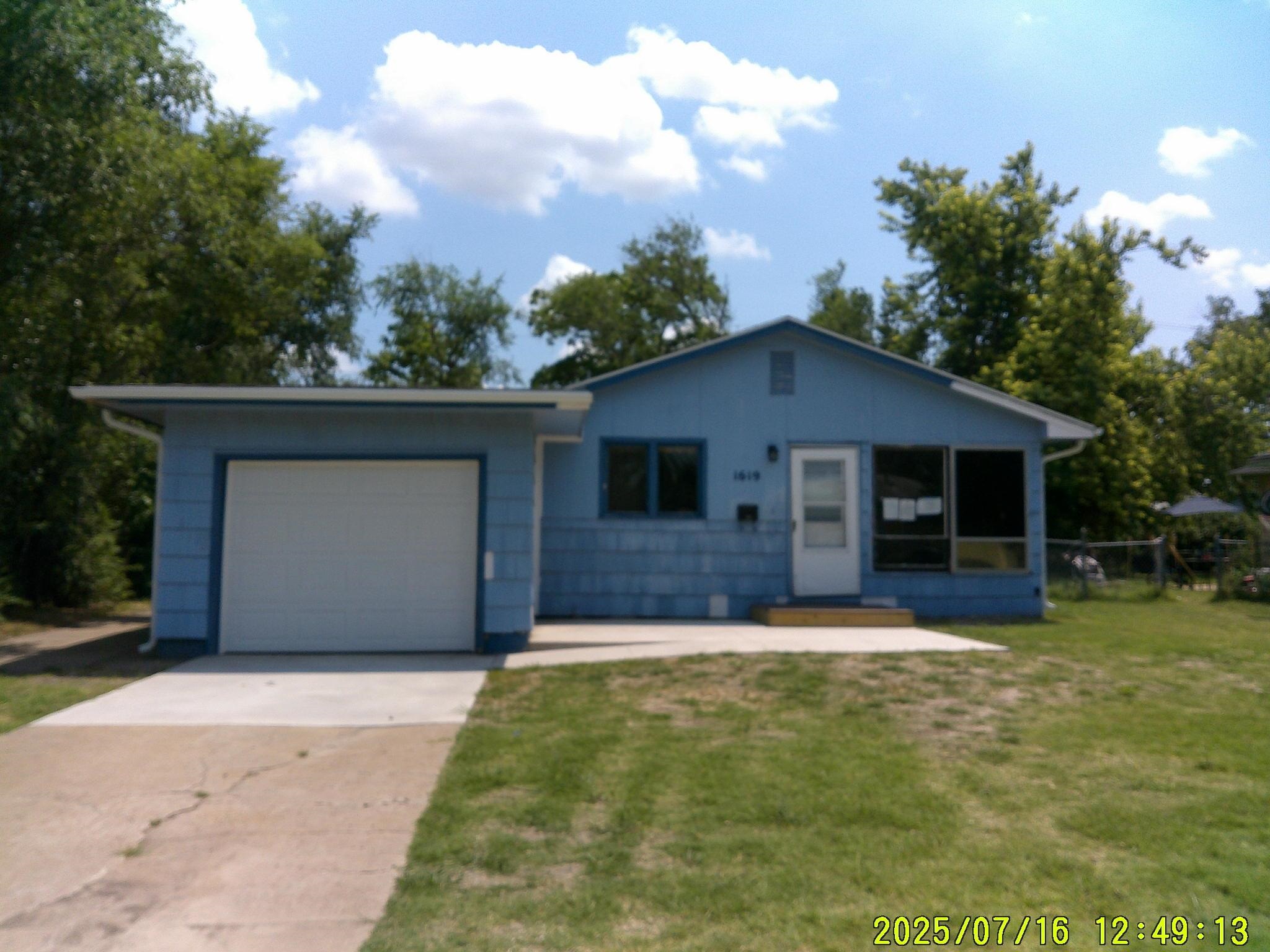 1619 Cloud Circle Property Photo 1