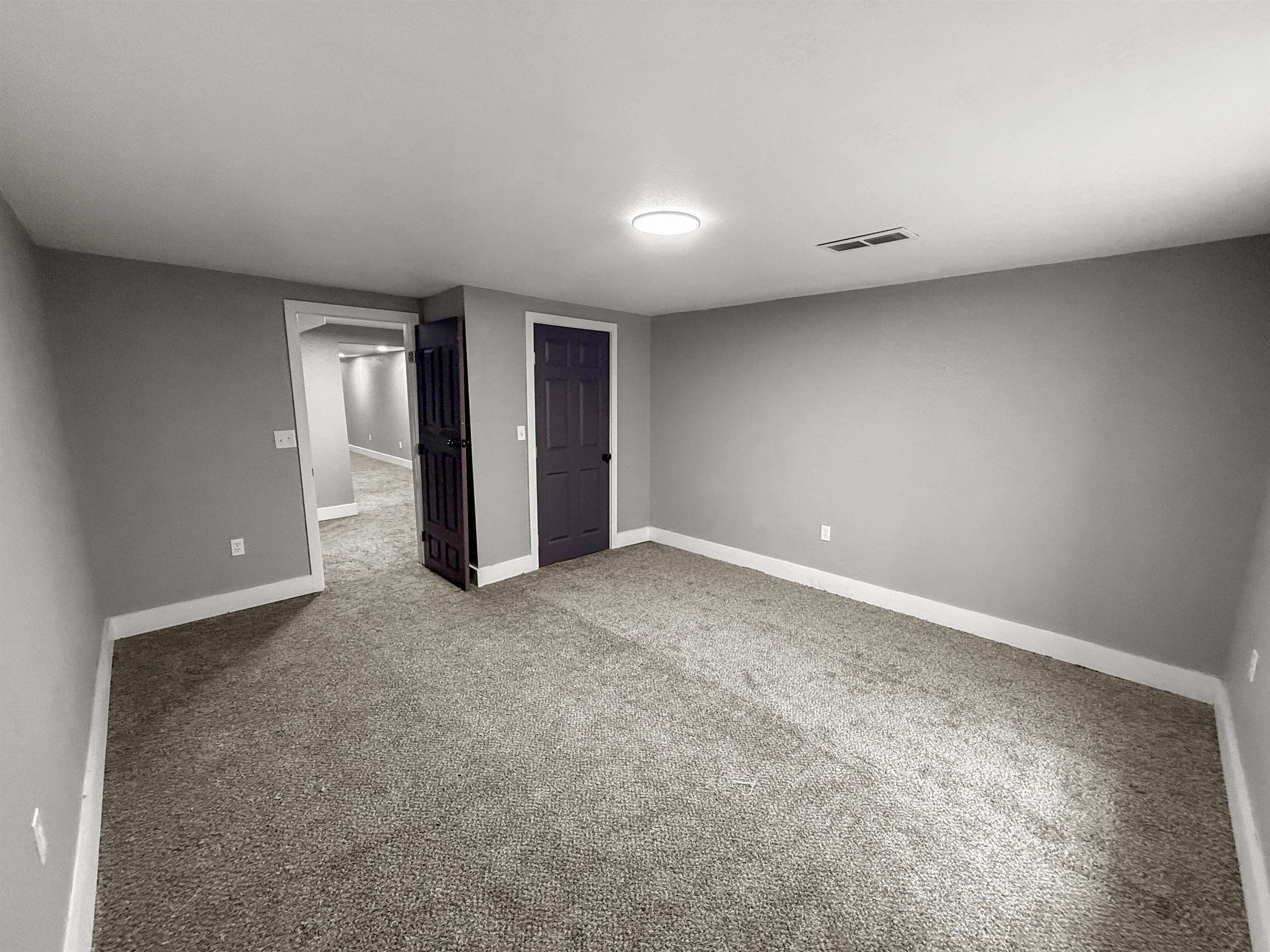 1044 S Beech Property Photo 17