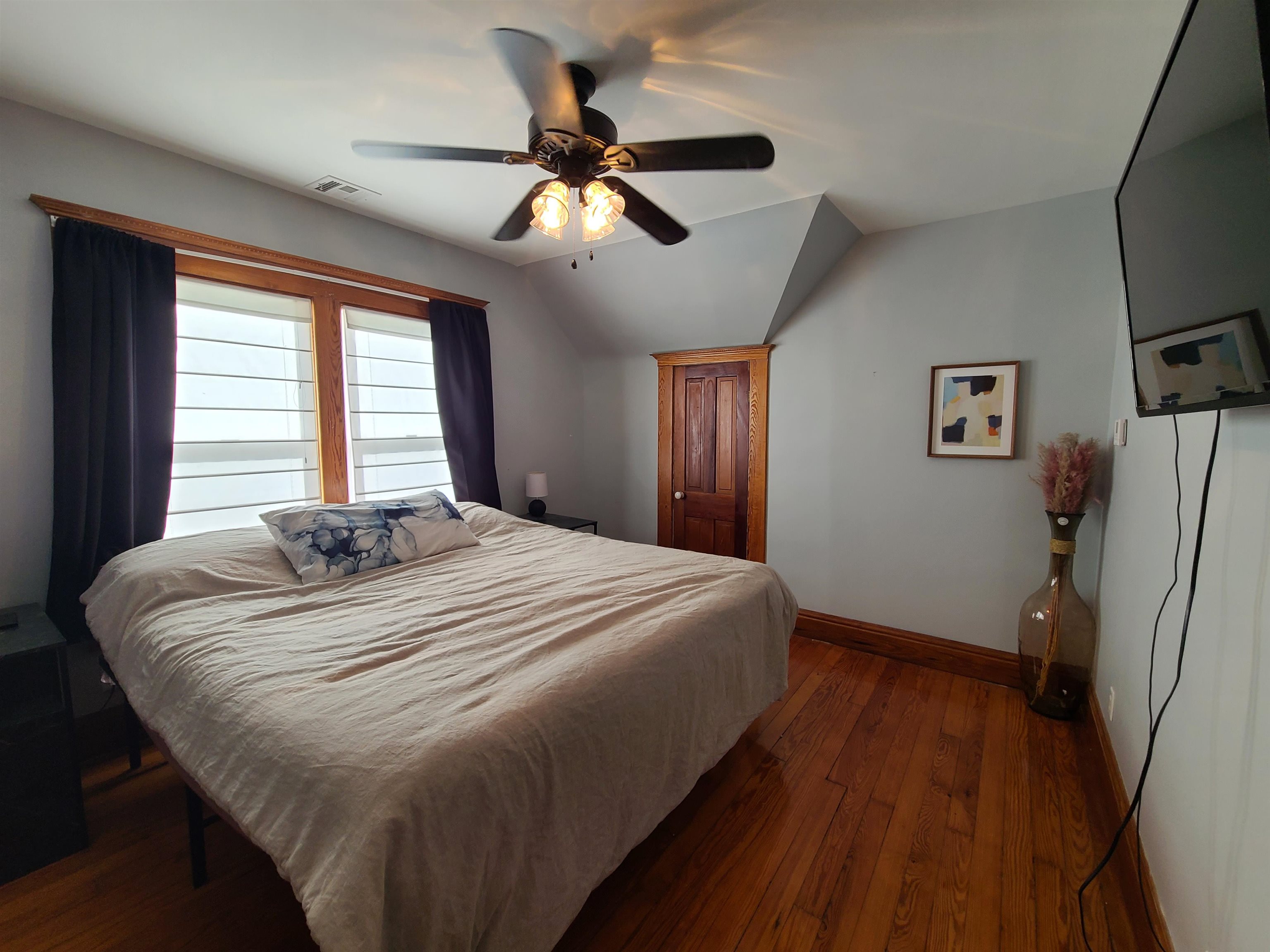 423 W State St. Property Photo 21