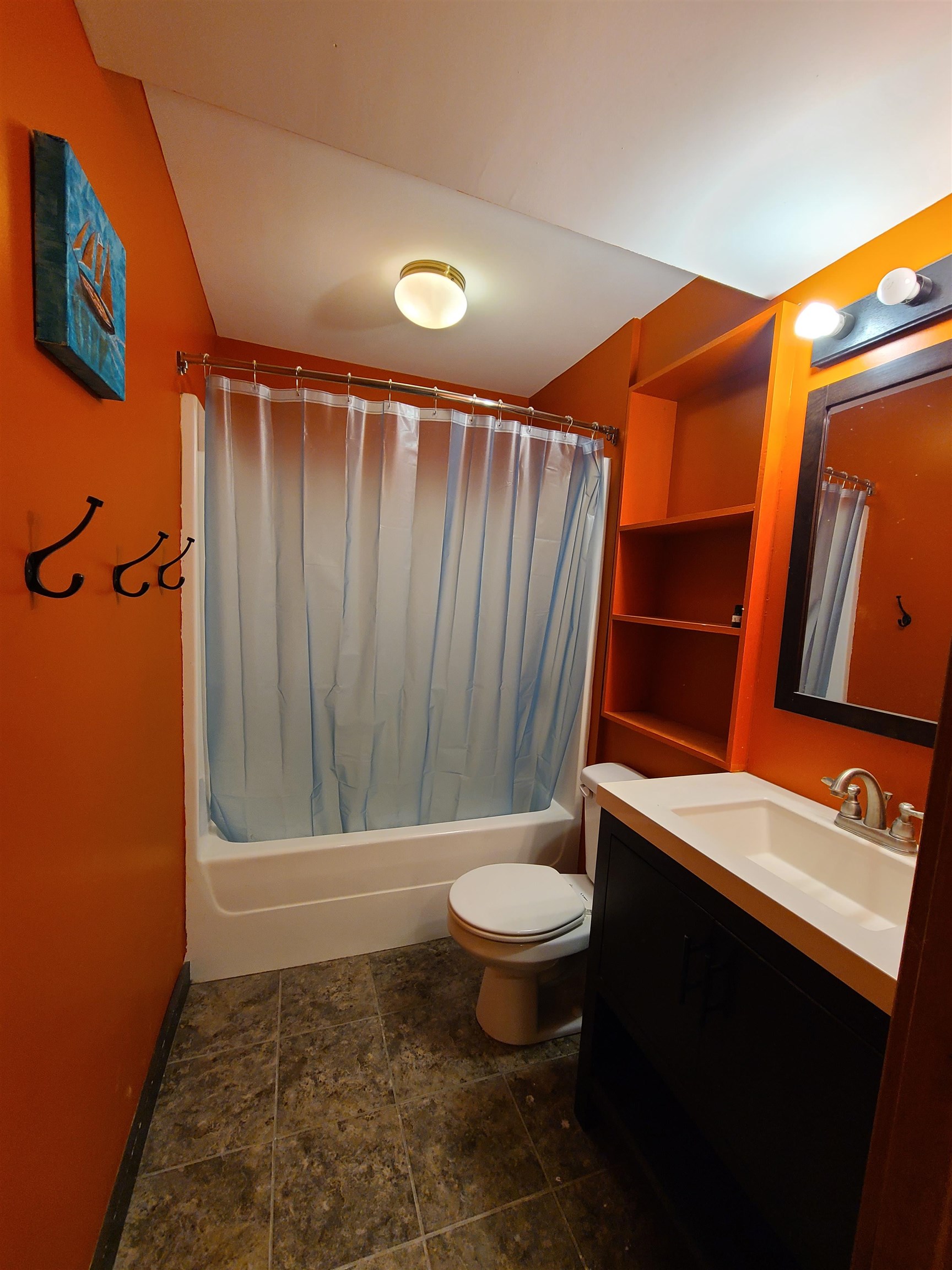 423 W State St. Property Photo 36