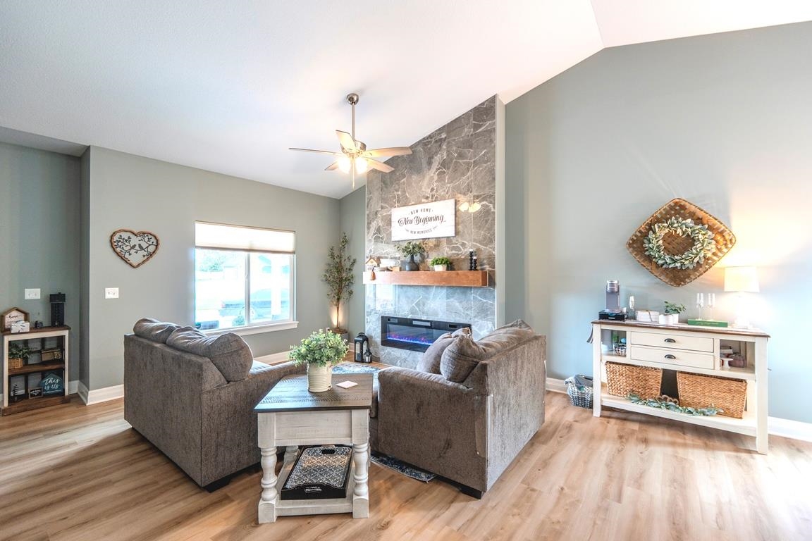 1213 Sontag Dr Property Photo 4