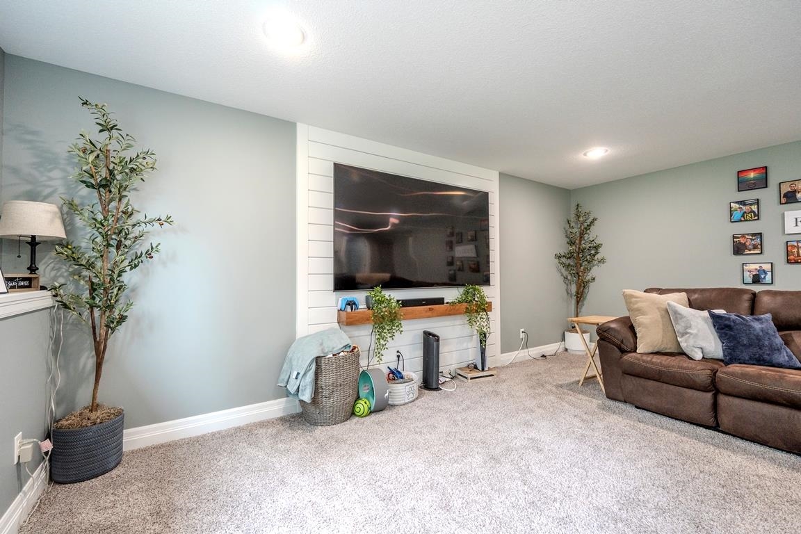 1213 Sontag Dr Property Photo 23