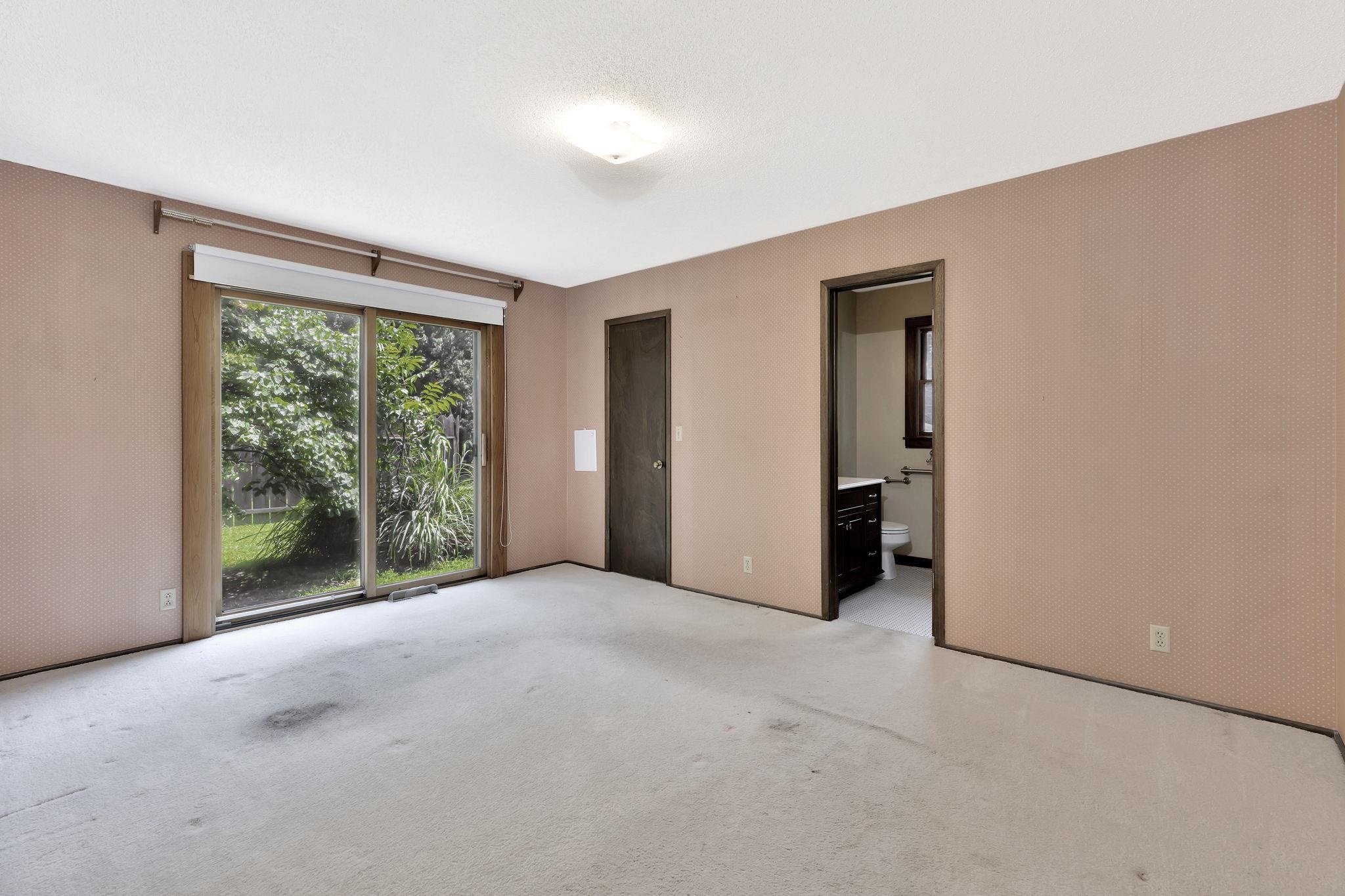10519 Cora St Property Photo 15