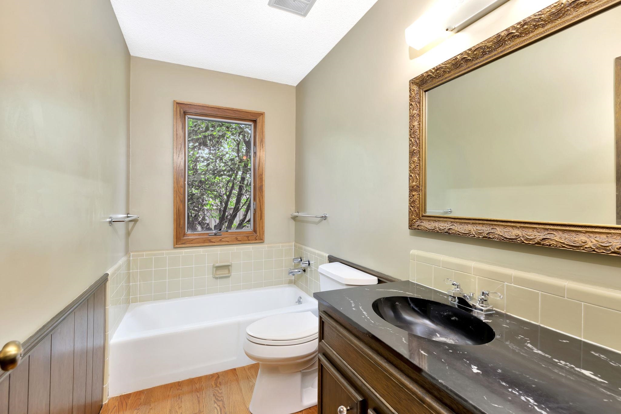 10519 Cora St Property Photo 19