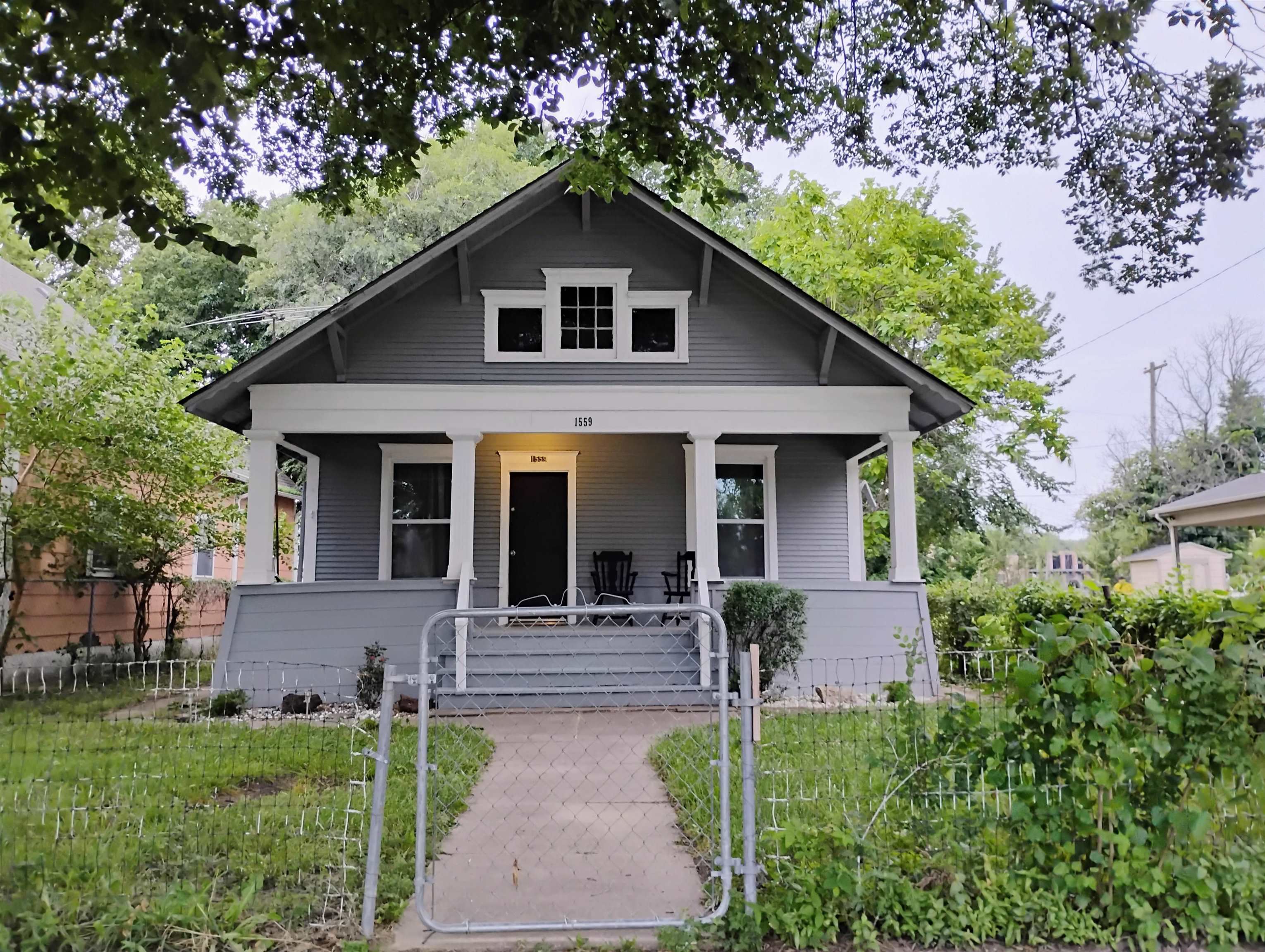 1559 N Topeka Property Photo 1
