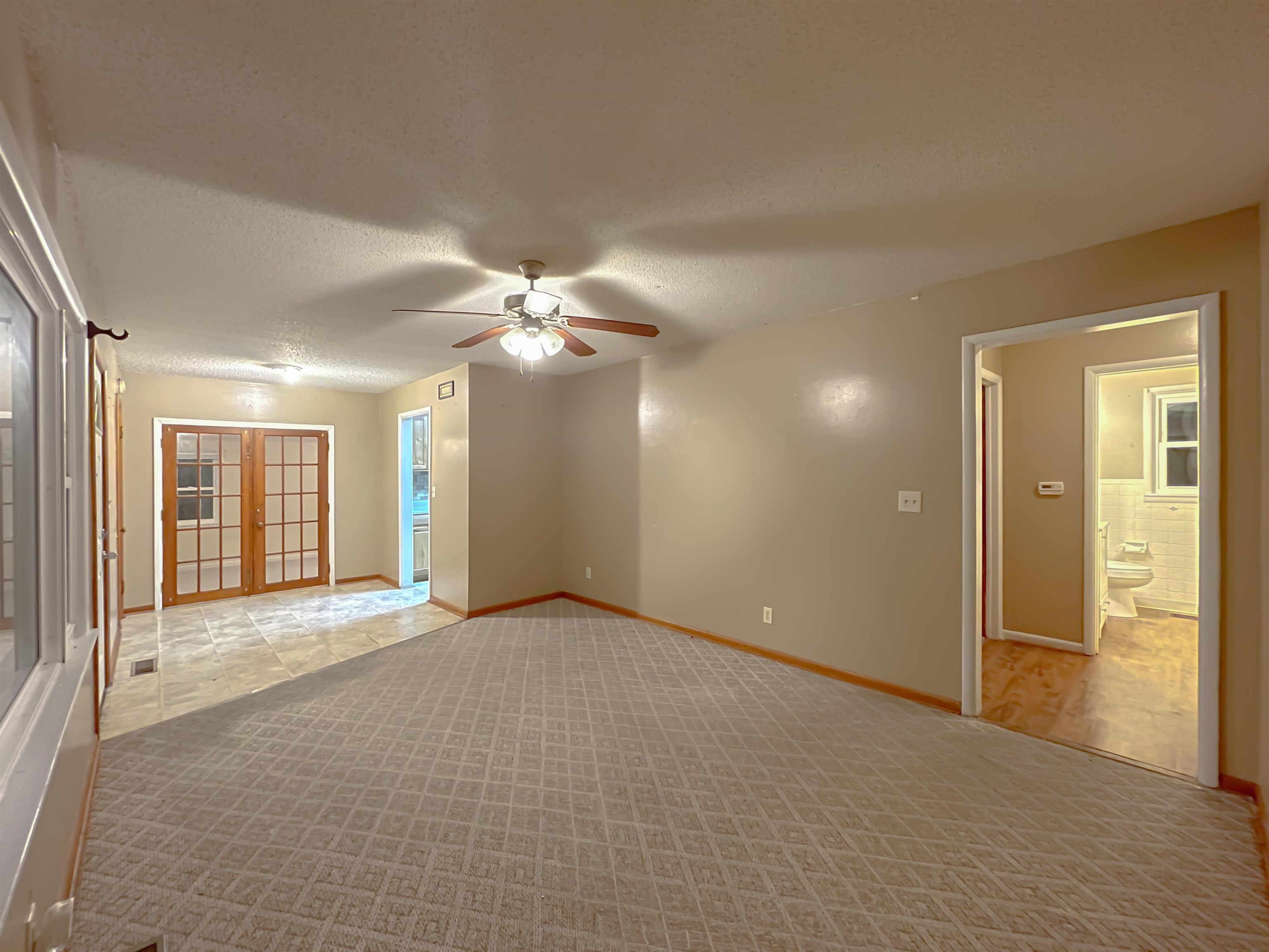 210 Stanley Dr Property Photo 4