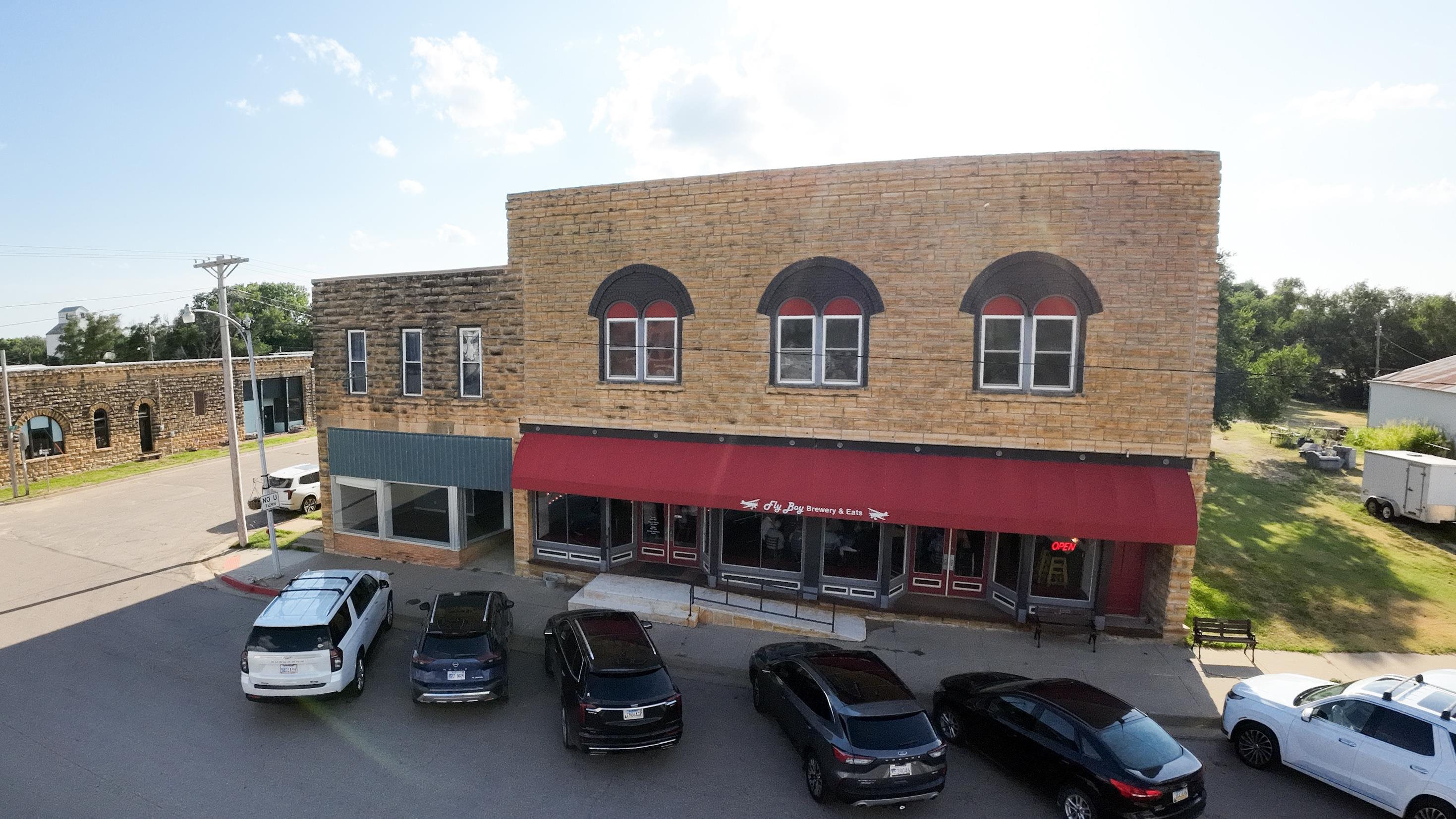 105 N Main St Property Photo 4