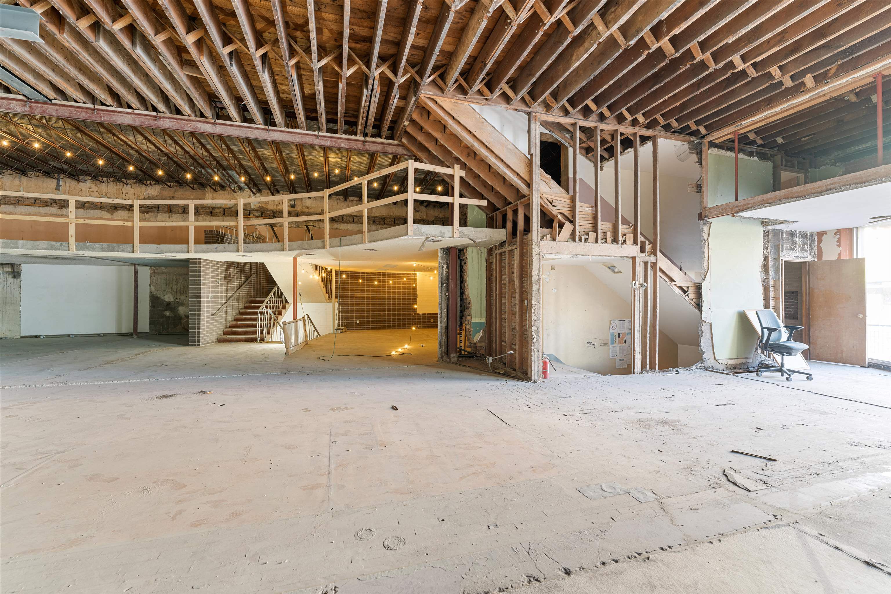 101 N Santa Fe Ave Property Photo 13