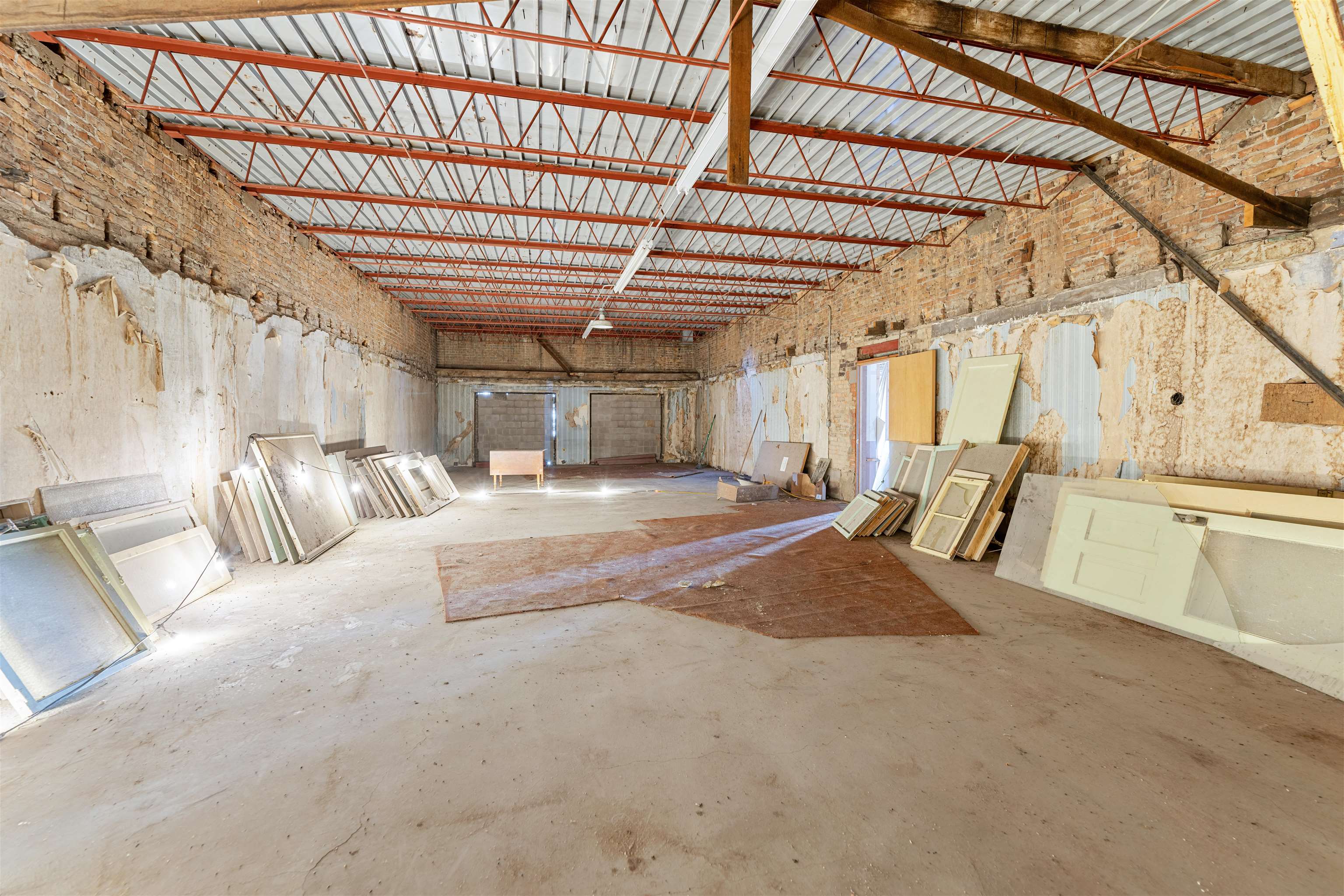 101 N Santa Fe Ave Property Photo 25
