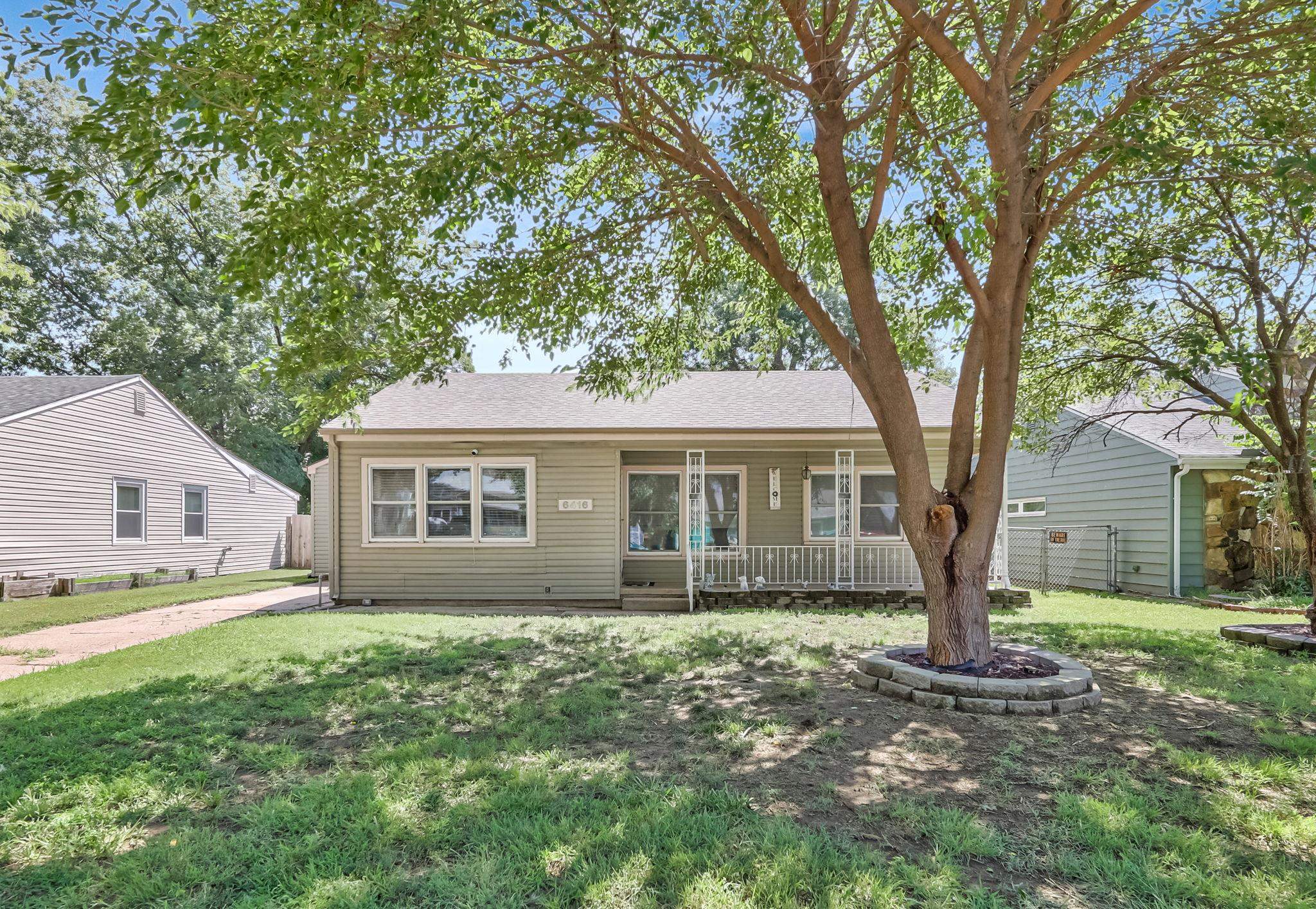 6416 S Corey St Property Photo 1
