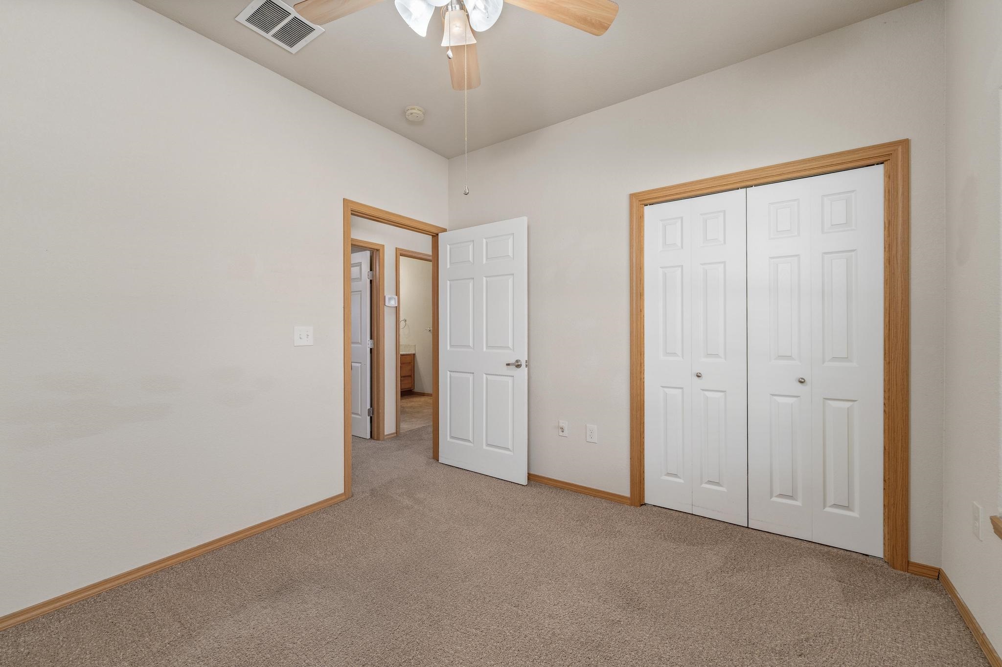 201 E Karla Ave Property Photo 17