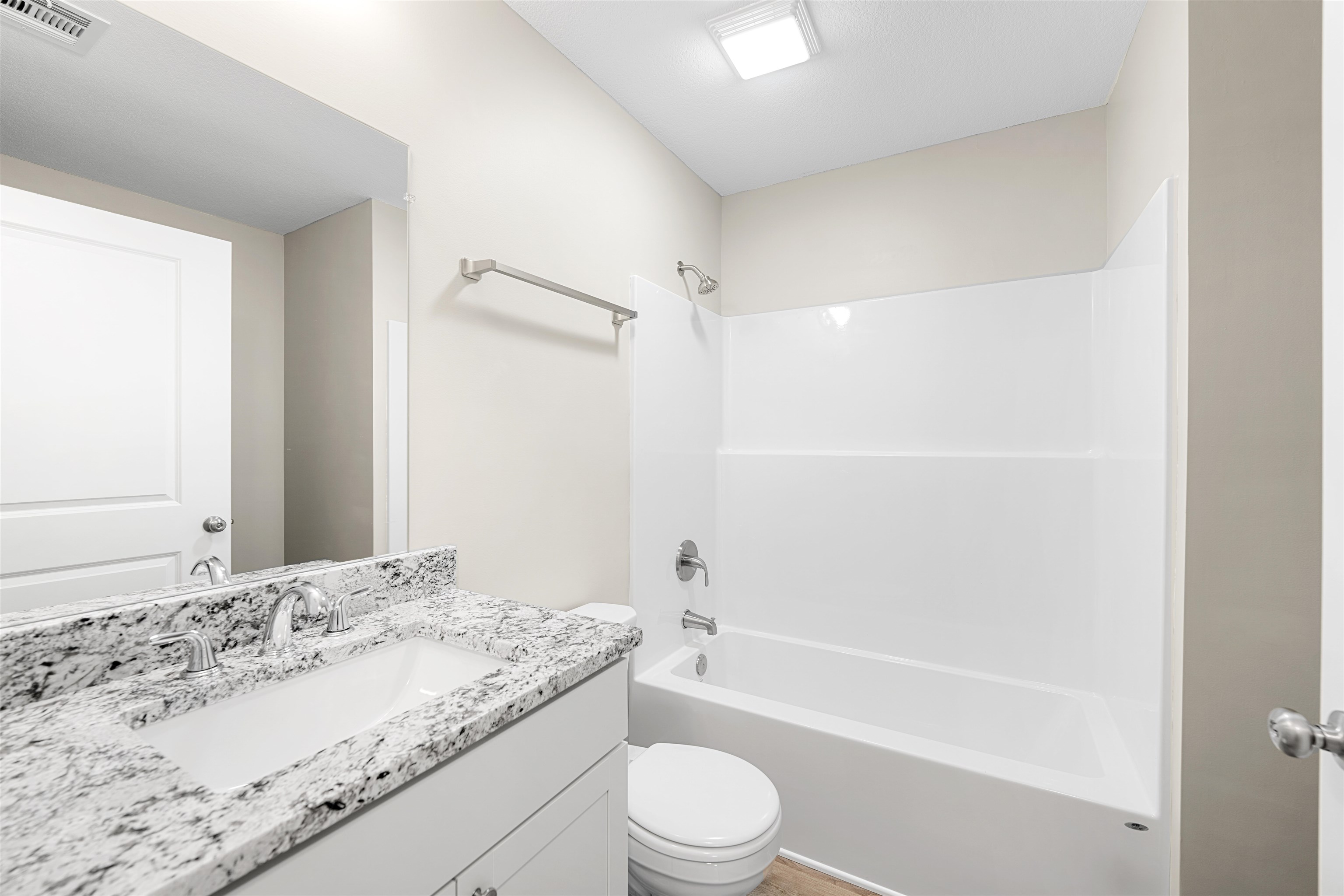 1225 Harbor Dr Property Photo 11