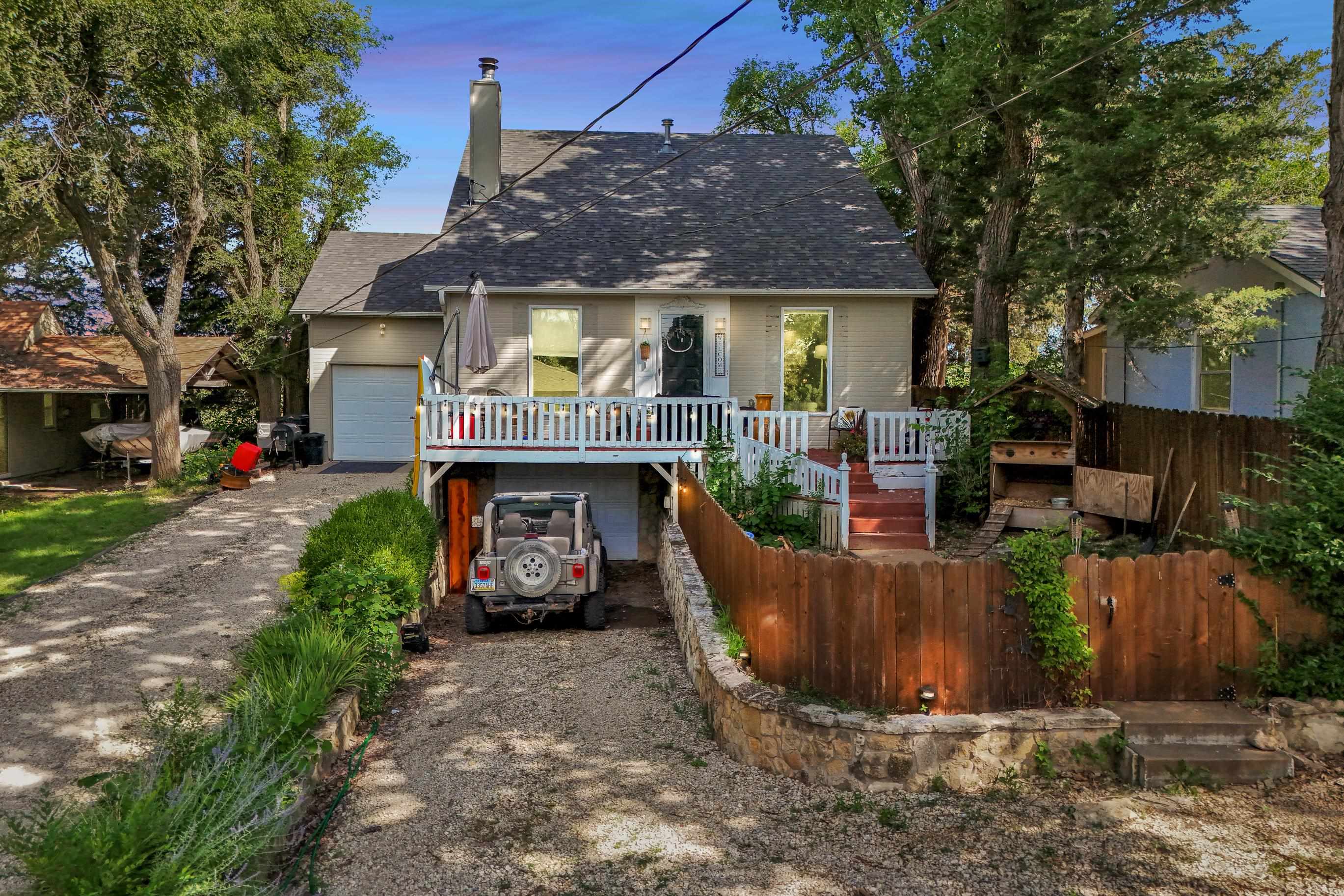 4 Pioneer Ct Property Photo 1