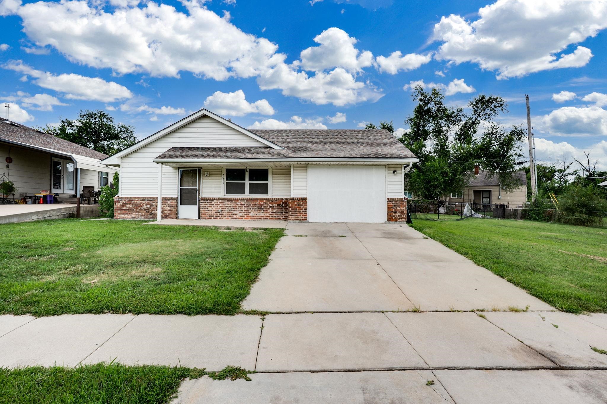 3017 E Shadybrook Property Photo