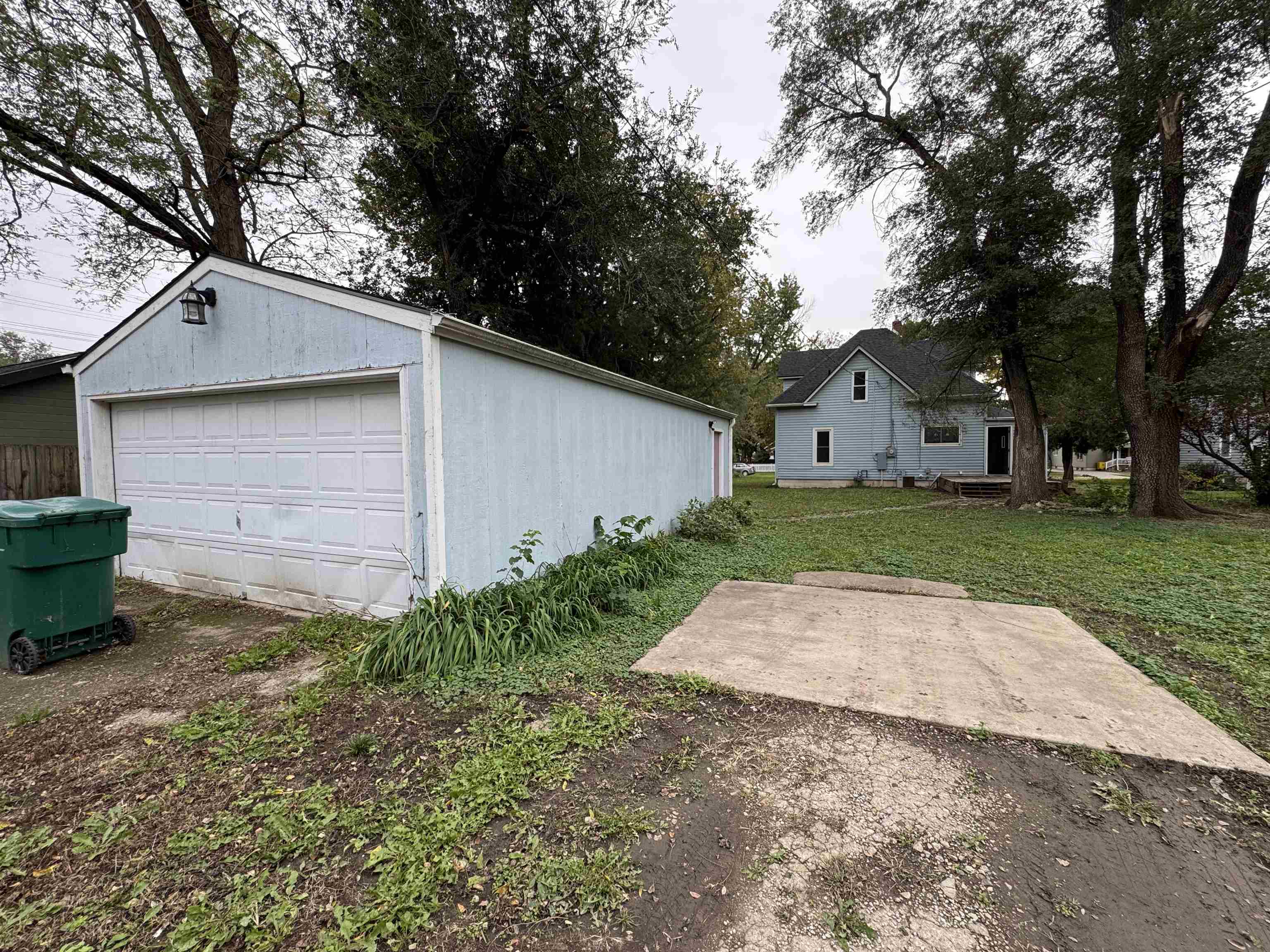 519 Ne 7th St Property Photo 25