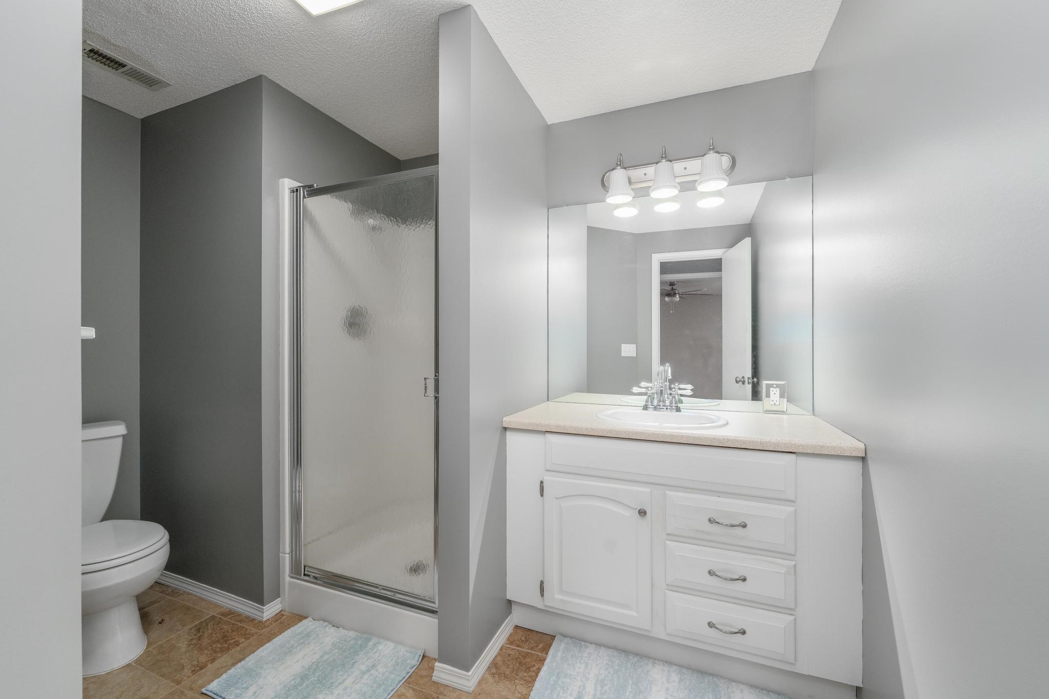 2323 N Stoneybrook Ct Property Photo 28