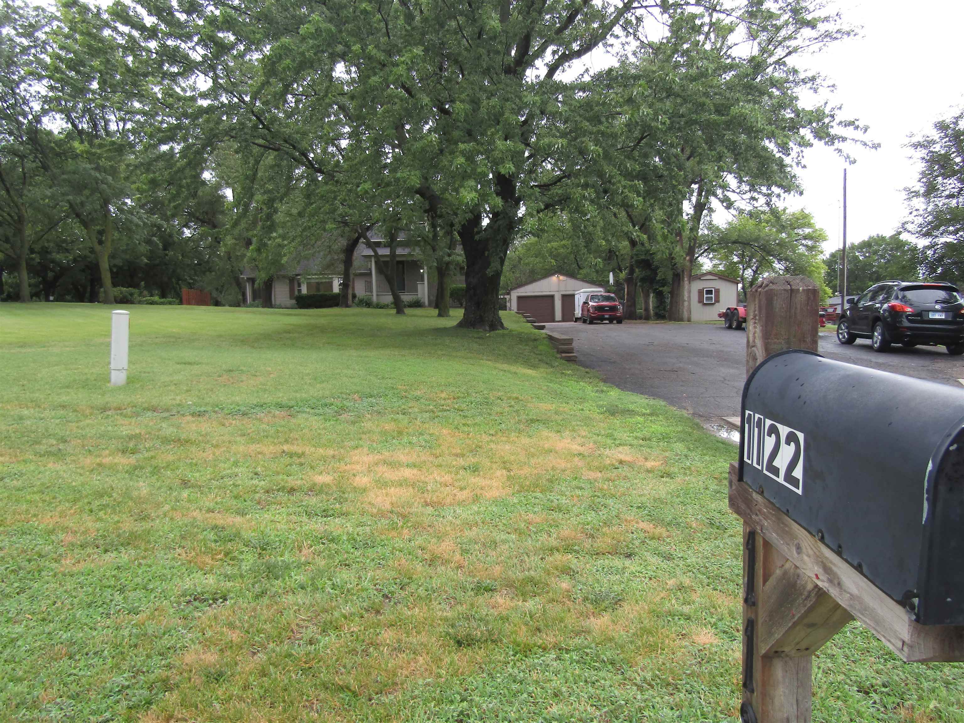 1122 S Marymount Rd Property Photo 4