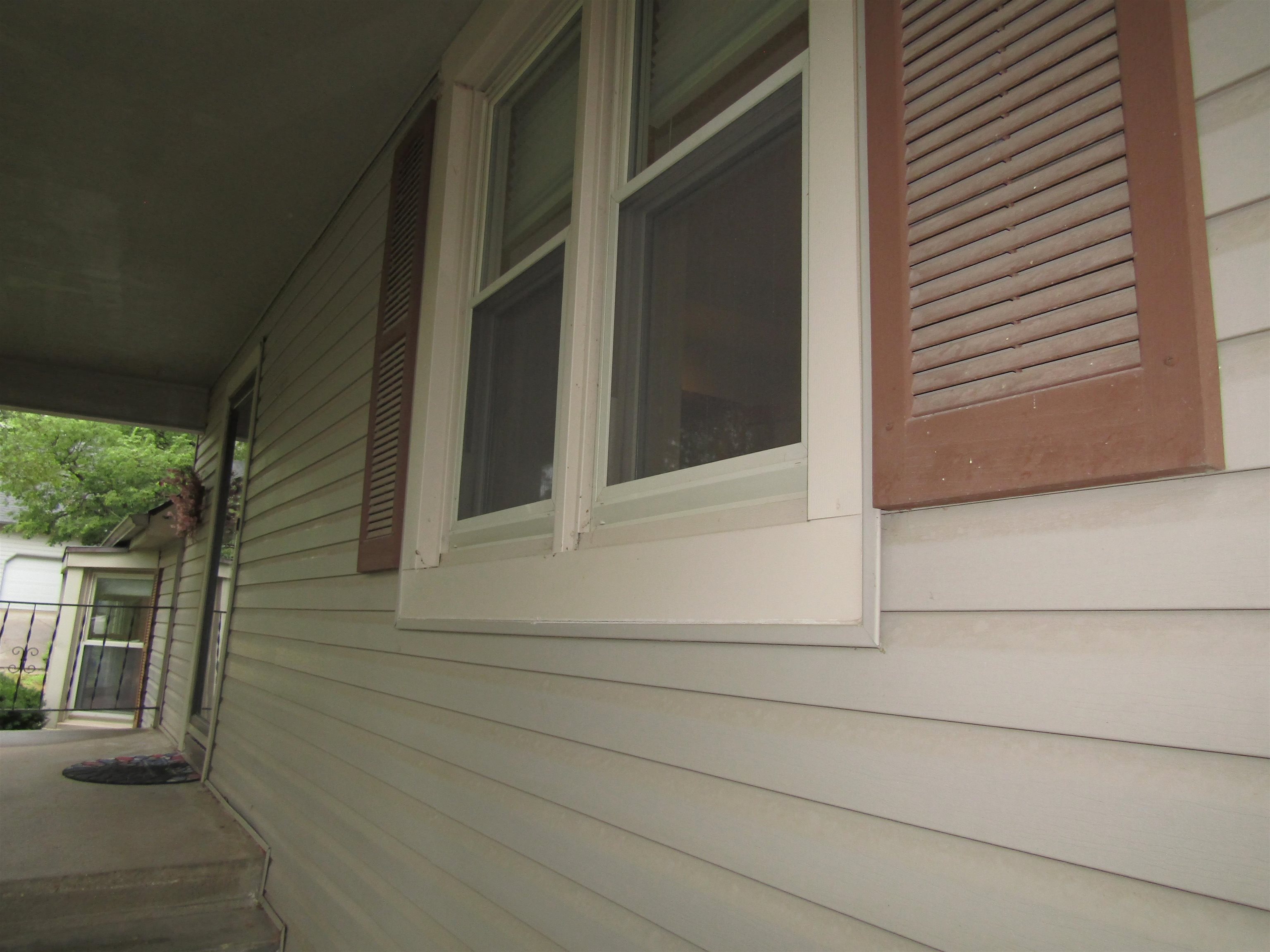 1122 S Marymount Rd Property Photo 9