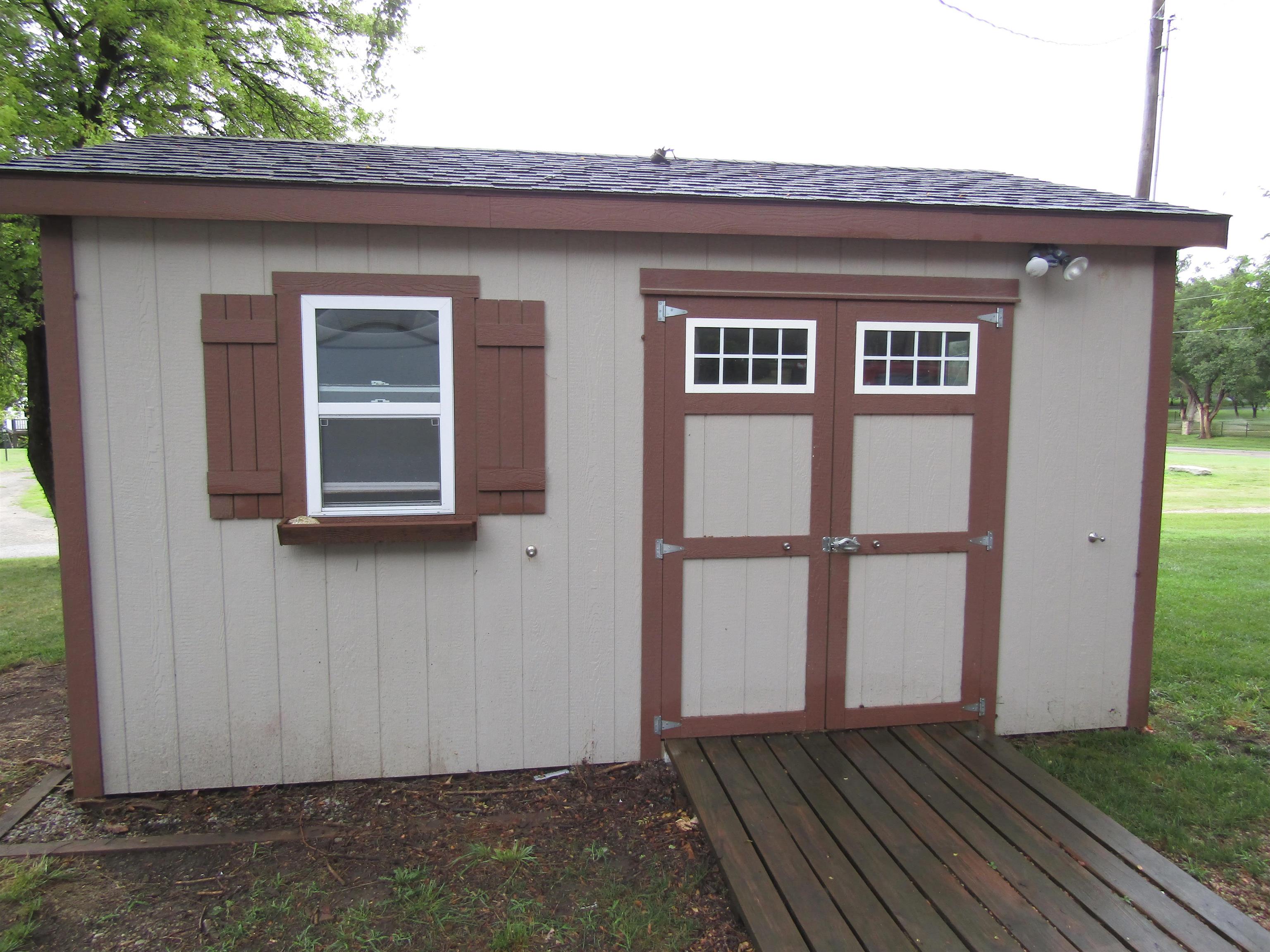 1122 S Marymount Rd Property Photo 34
