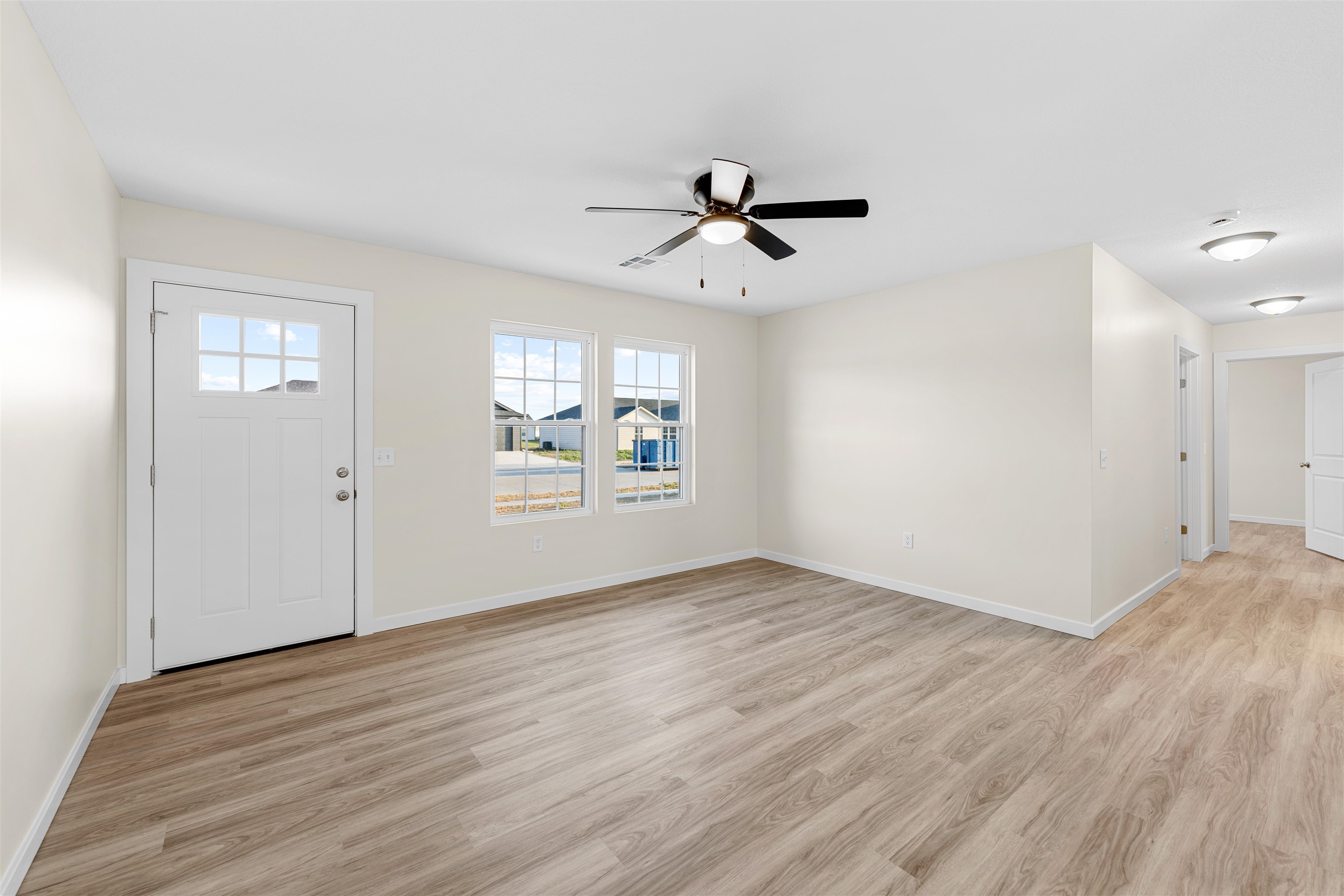 1213 Harbor Dr Property Photo 3