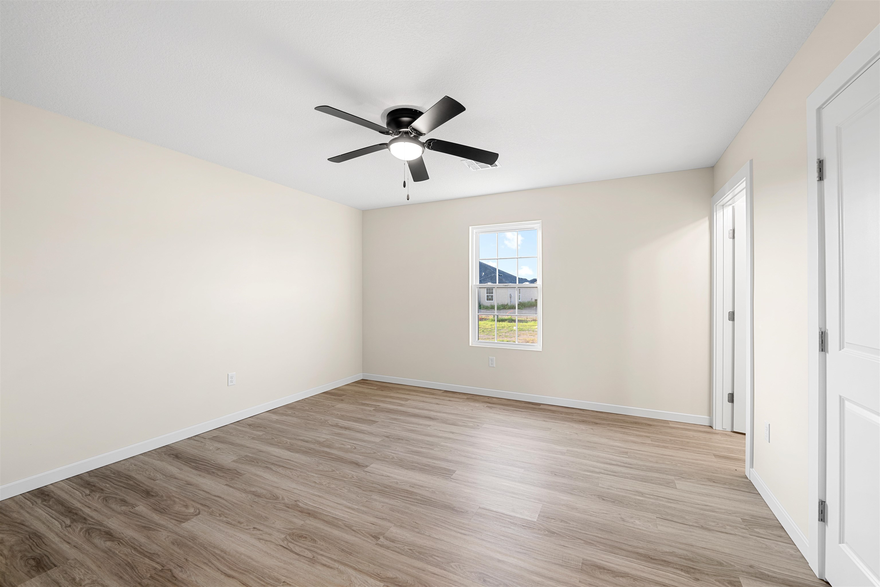 1213 Harbor Dr Property Photo 12