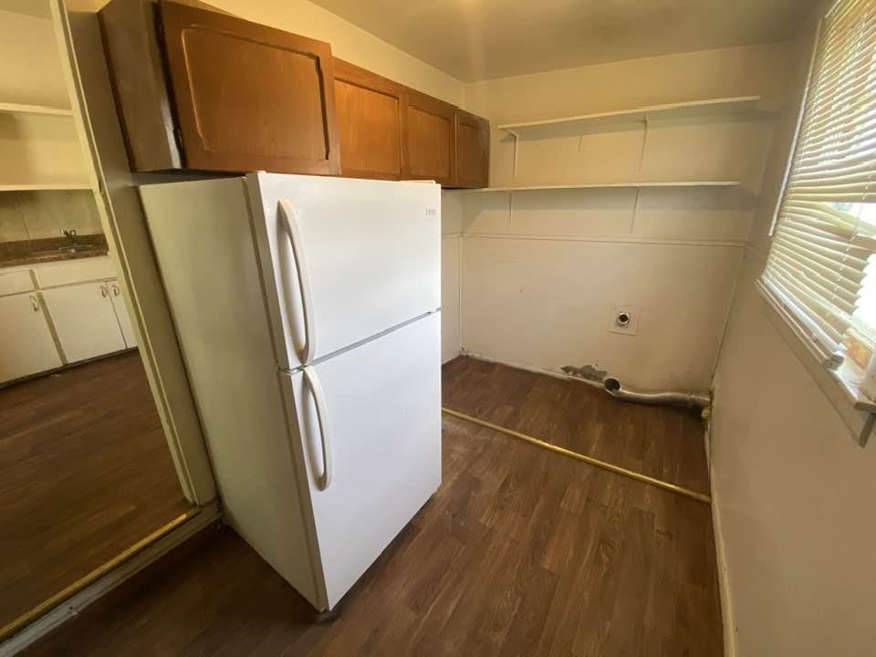5961 S Seneca St Property Photo 23