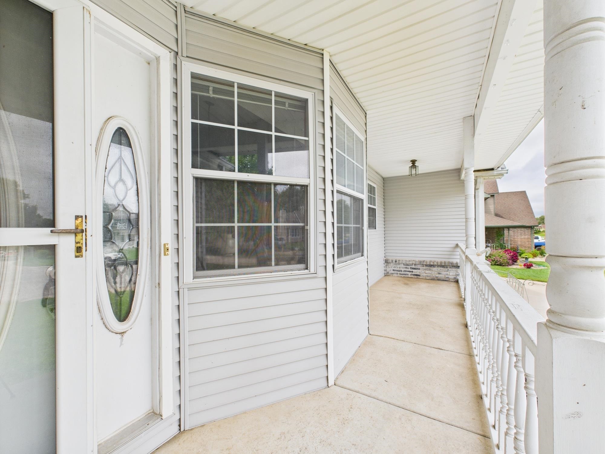 1497 Boxwood Ln Property Photo 5