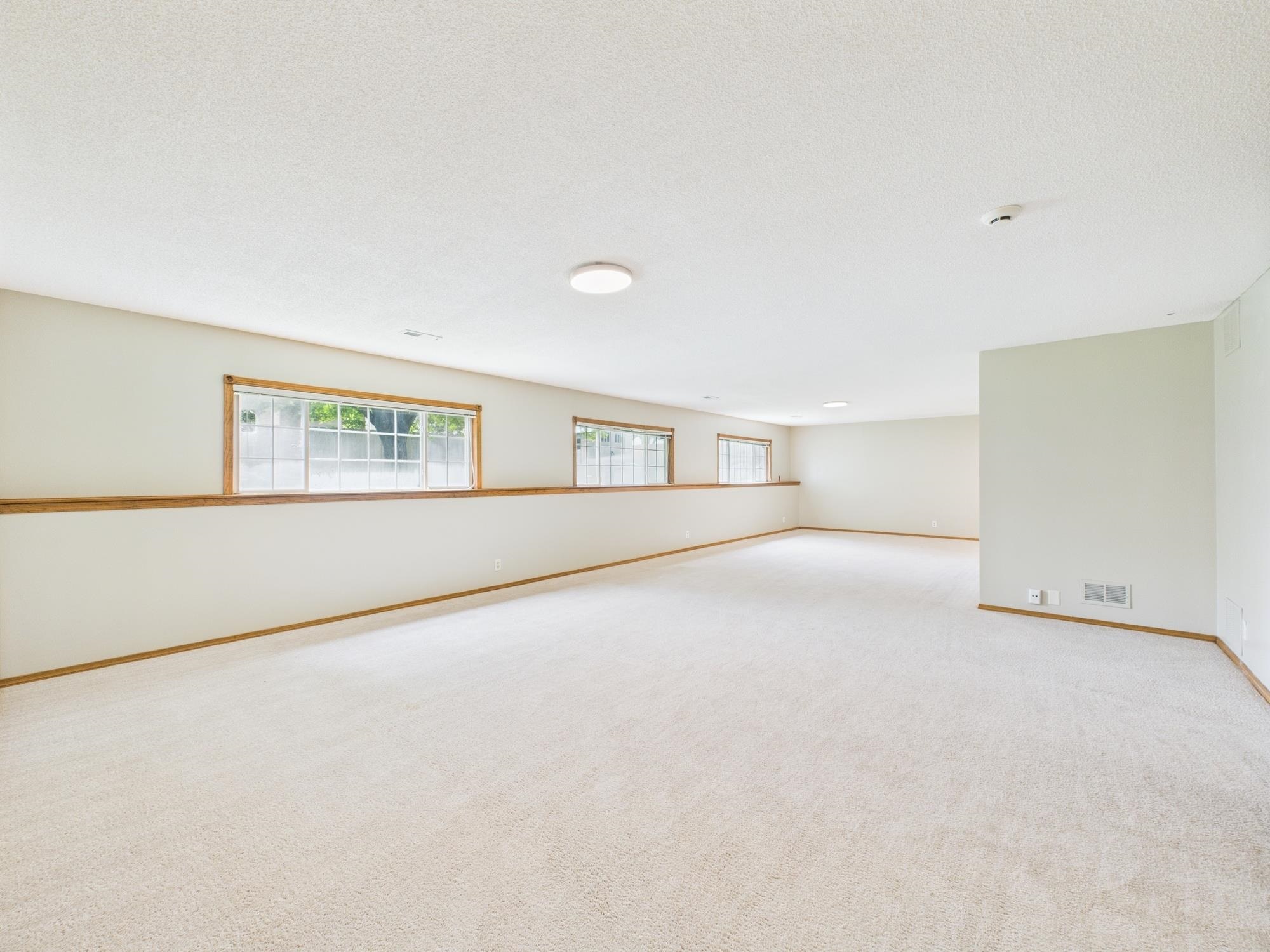 1497 Boxwood Ln Property Photo 25