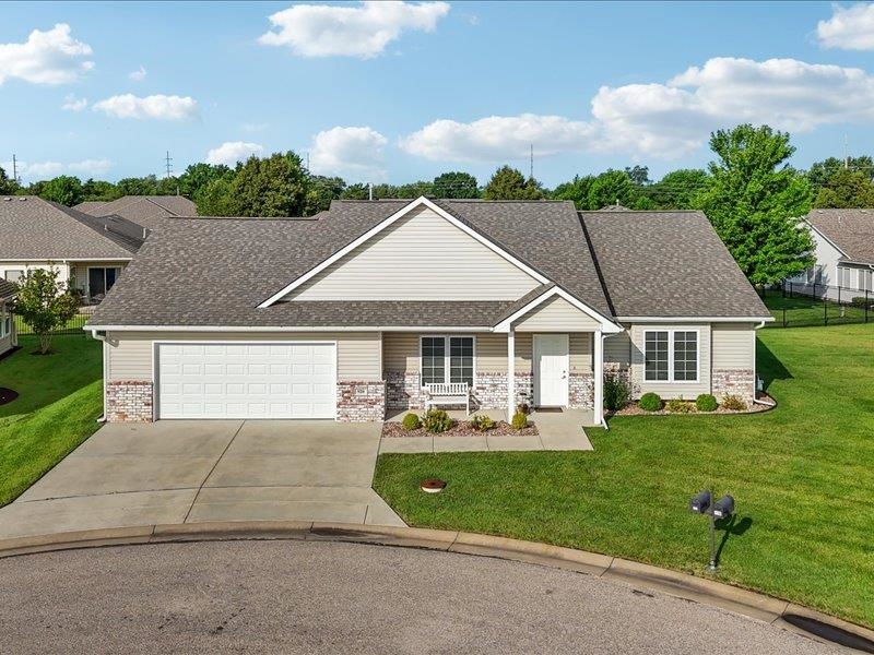 920 Fairway Court Property Photo