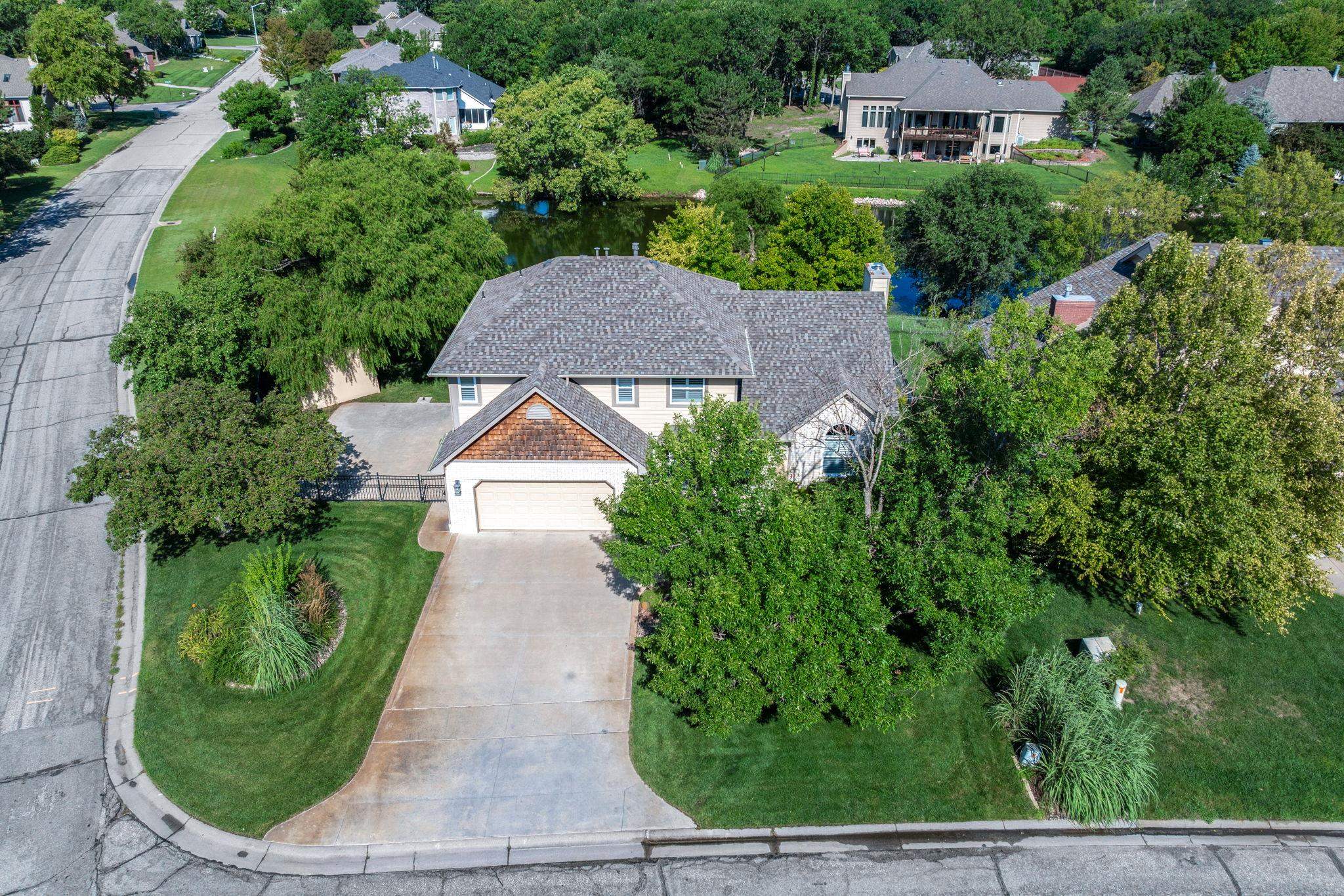 831 S Spring Hollow Dr Property Photo 1