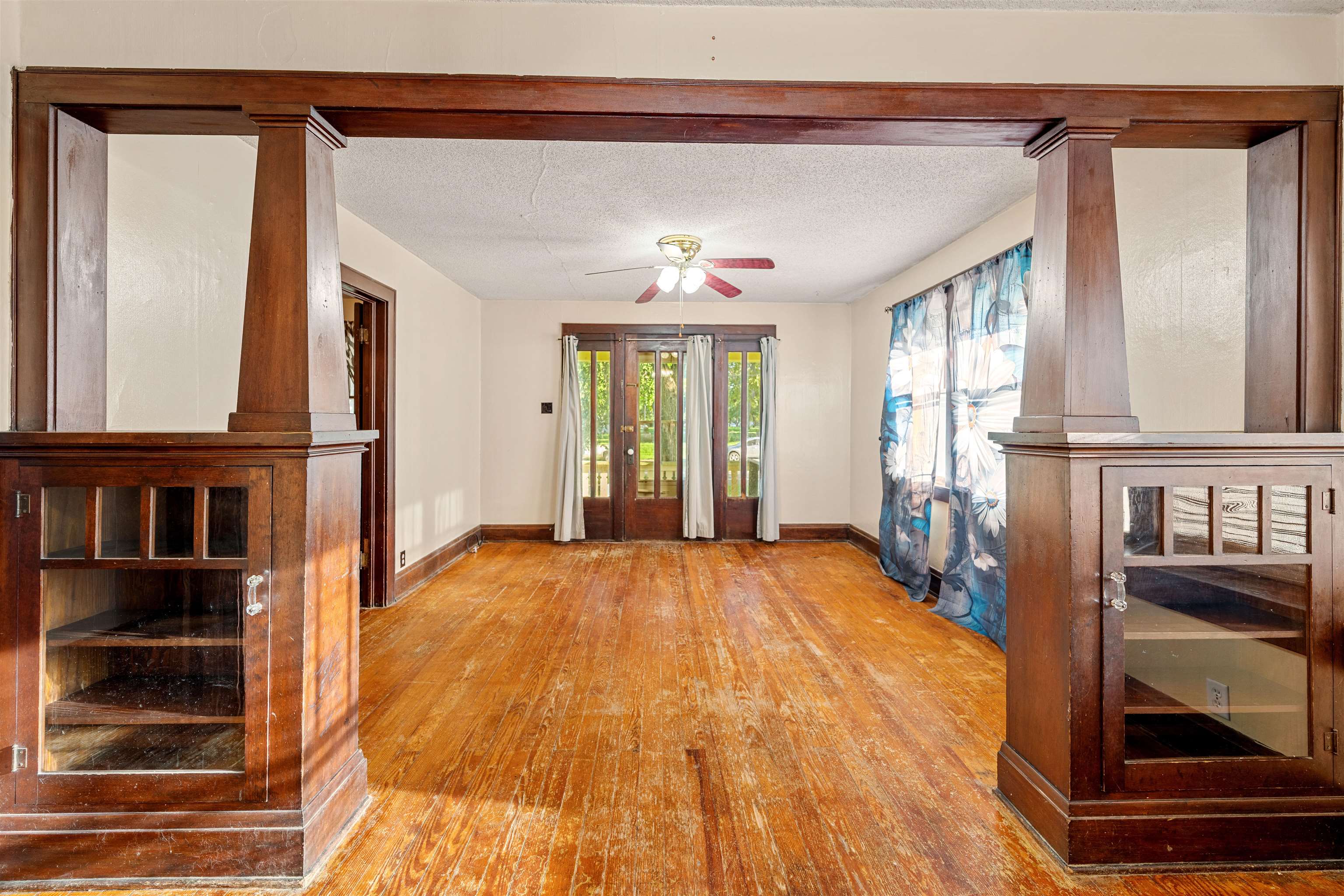 109 E Swensson Ave Property Photo 10