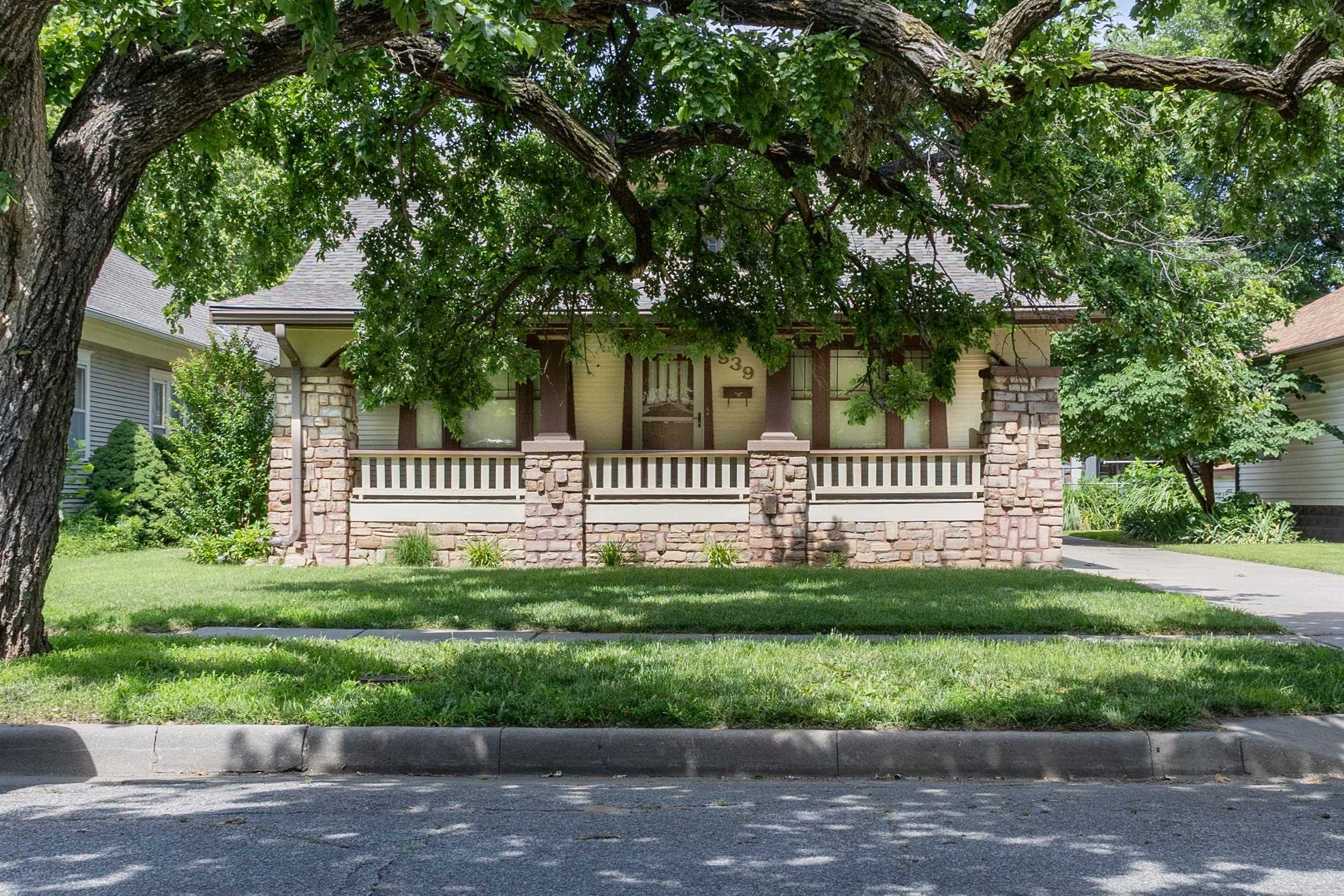 939 N Litchfield Property Photo