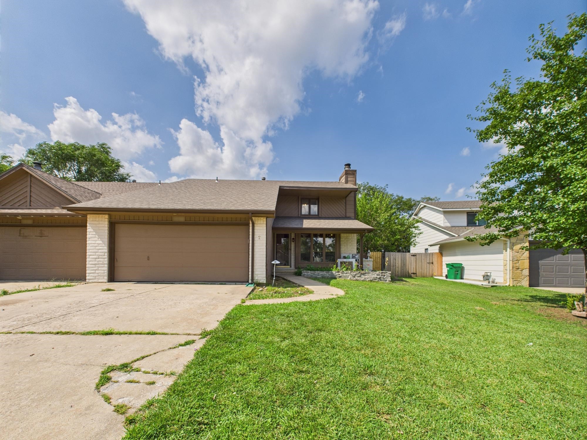 1432 S Goebel Cir Property Photo 1
