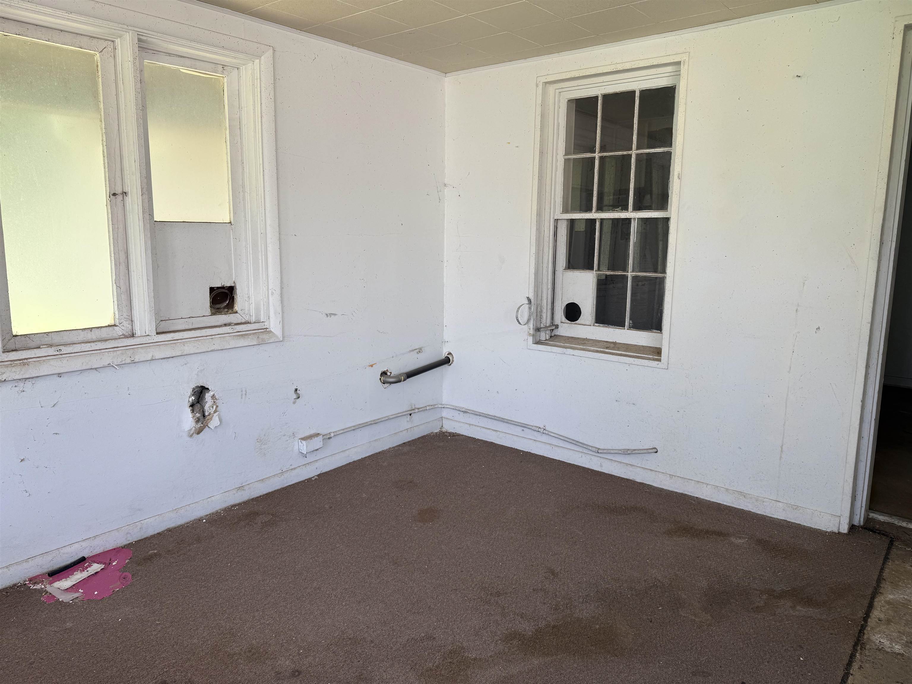 111 S Park St Property Photo 13