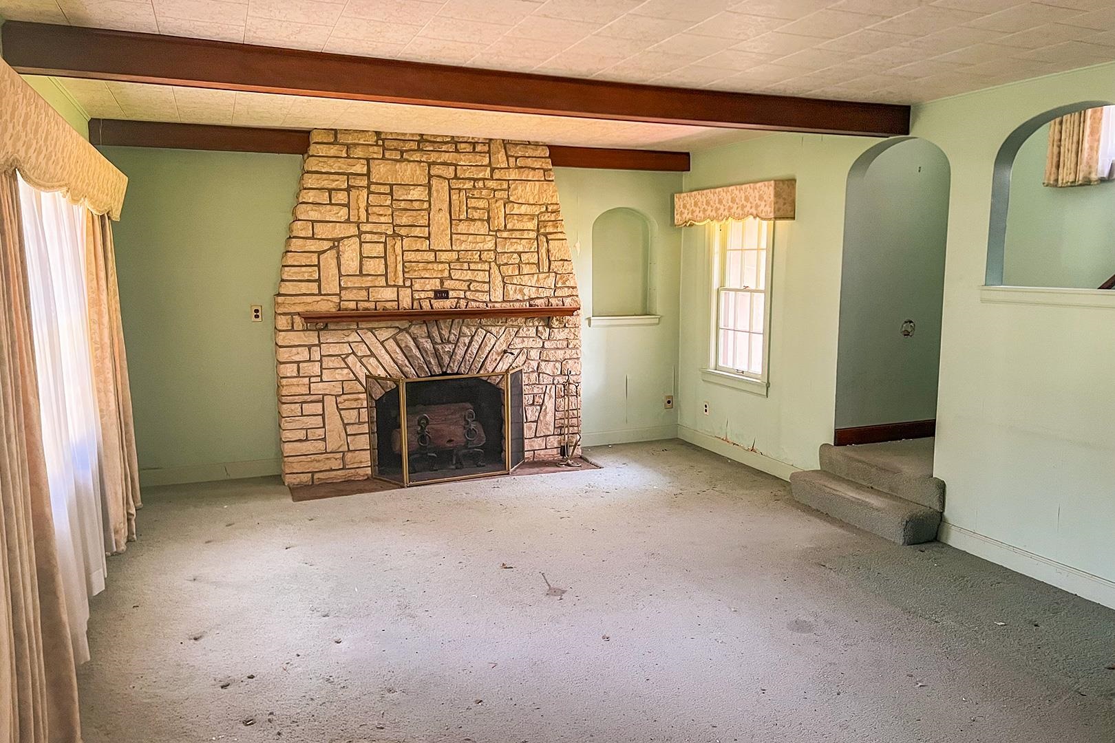 2936 N Wedgewood Property Photo 4