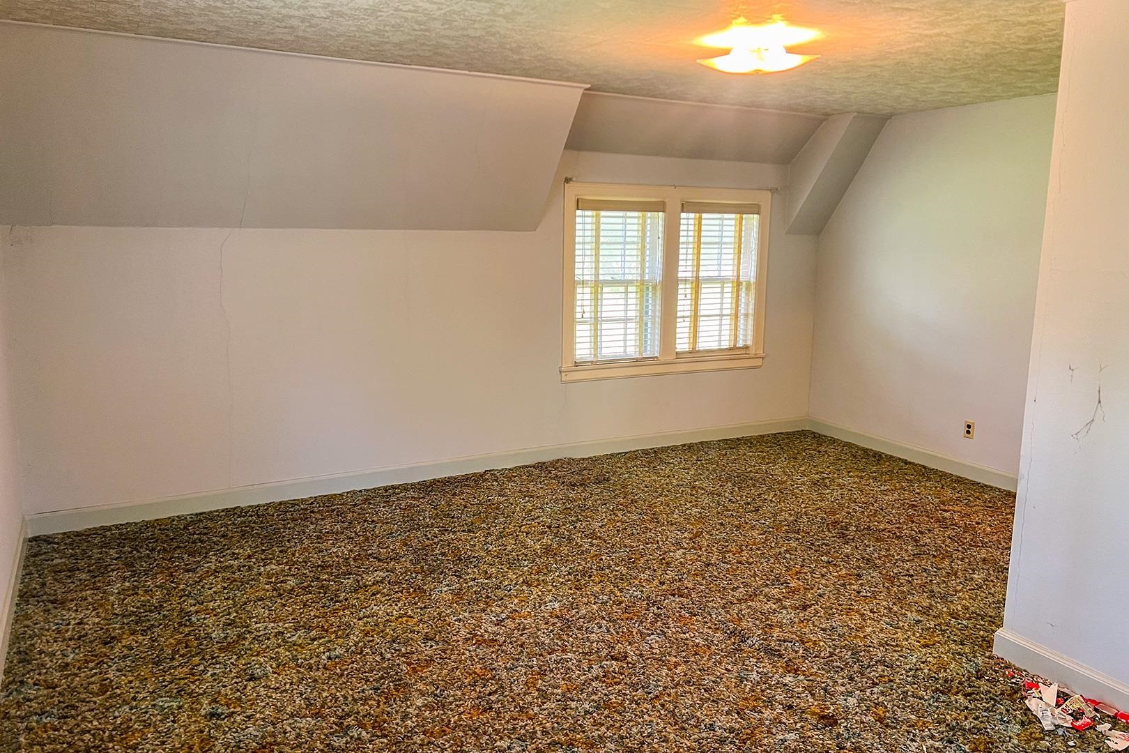 2936 N Wedgewood Property Photo 18