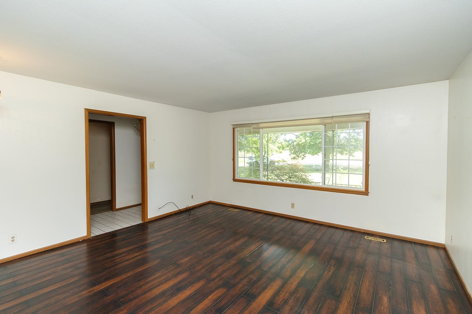 12105 W Beaumont Property Photo 3