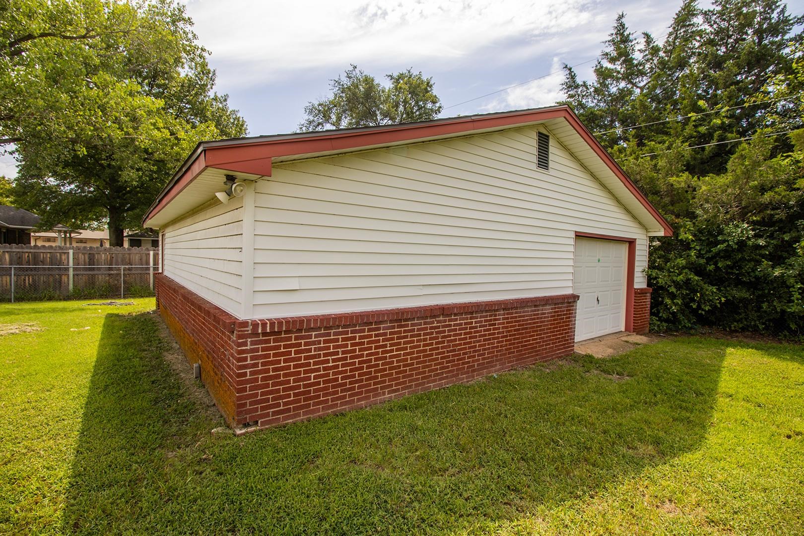 12105 W Beaumont Property Photo 31