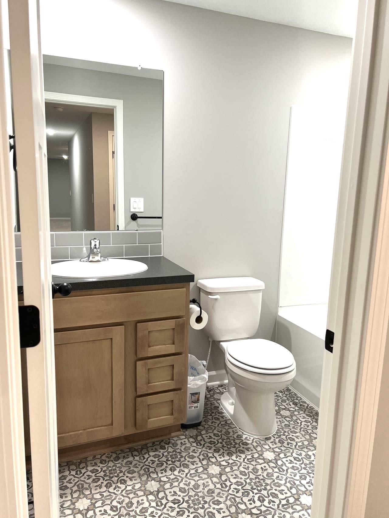 4560 N Atherton Property Photo 8