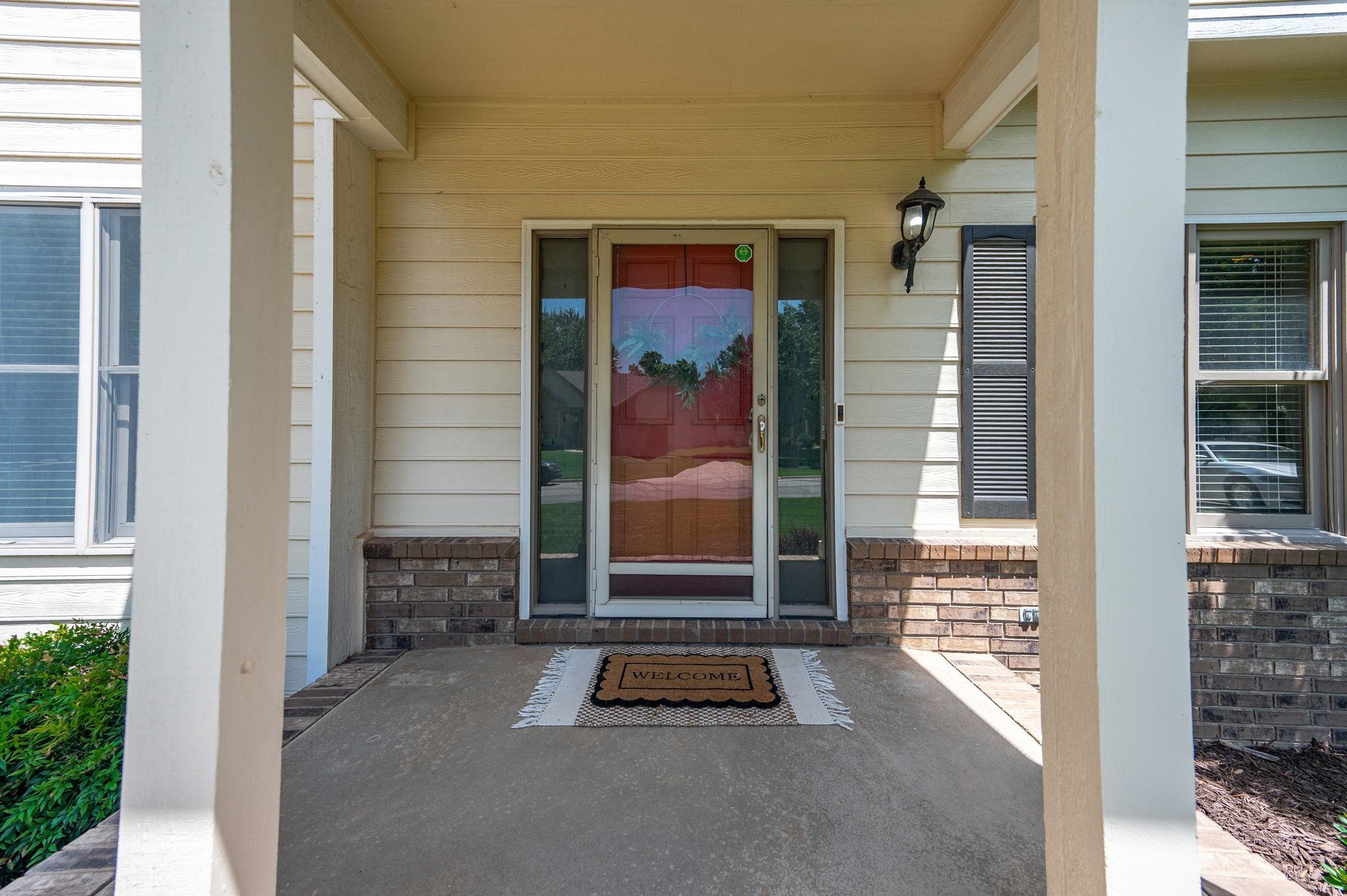 9422 W Sterling St Property Photo 5