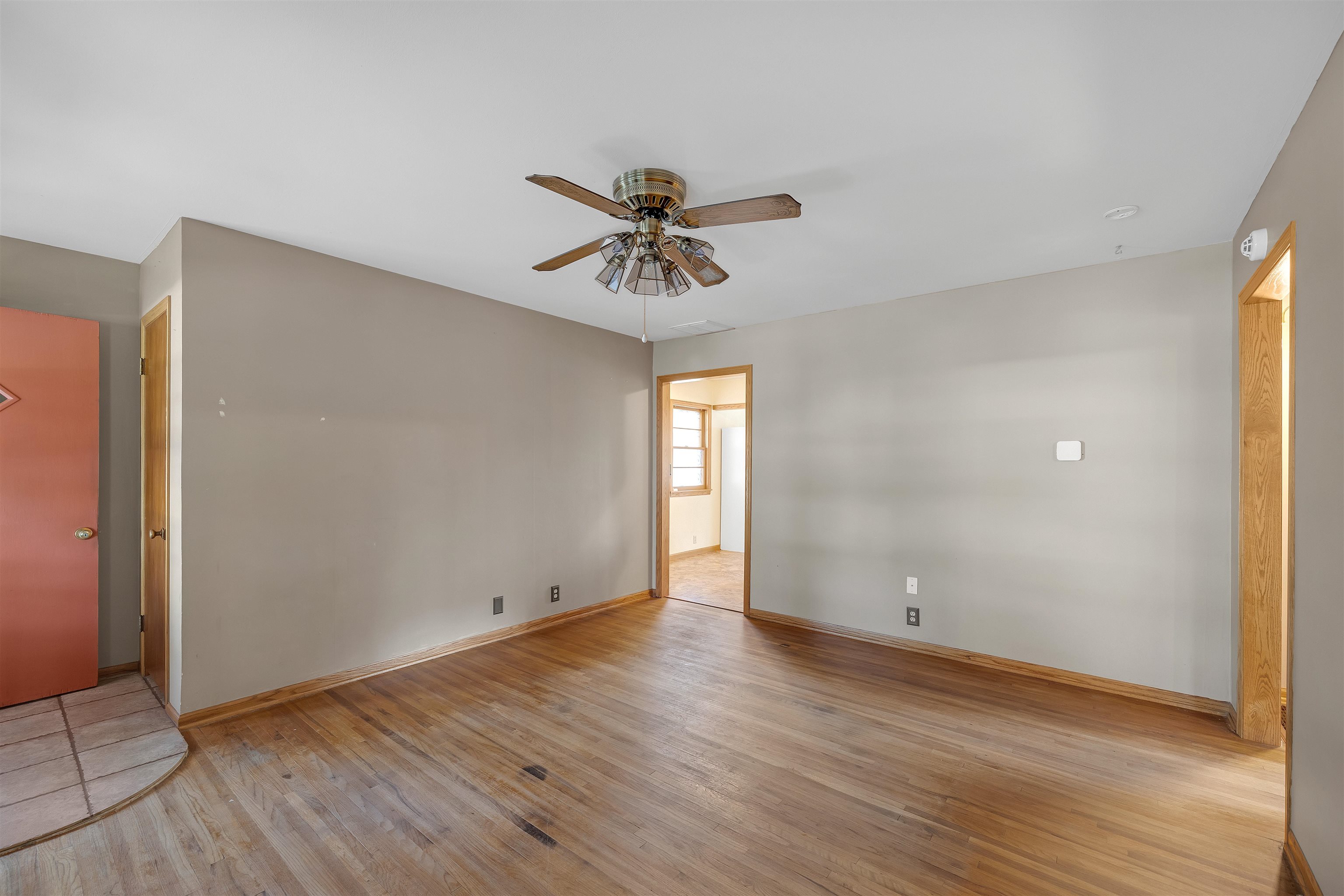1116 E Alturas St Property Photo 6