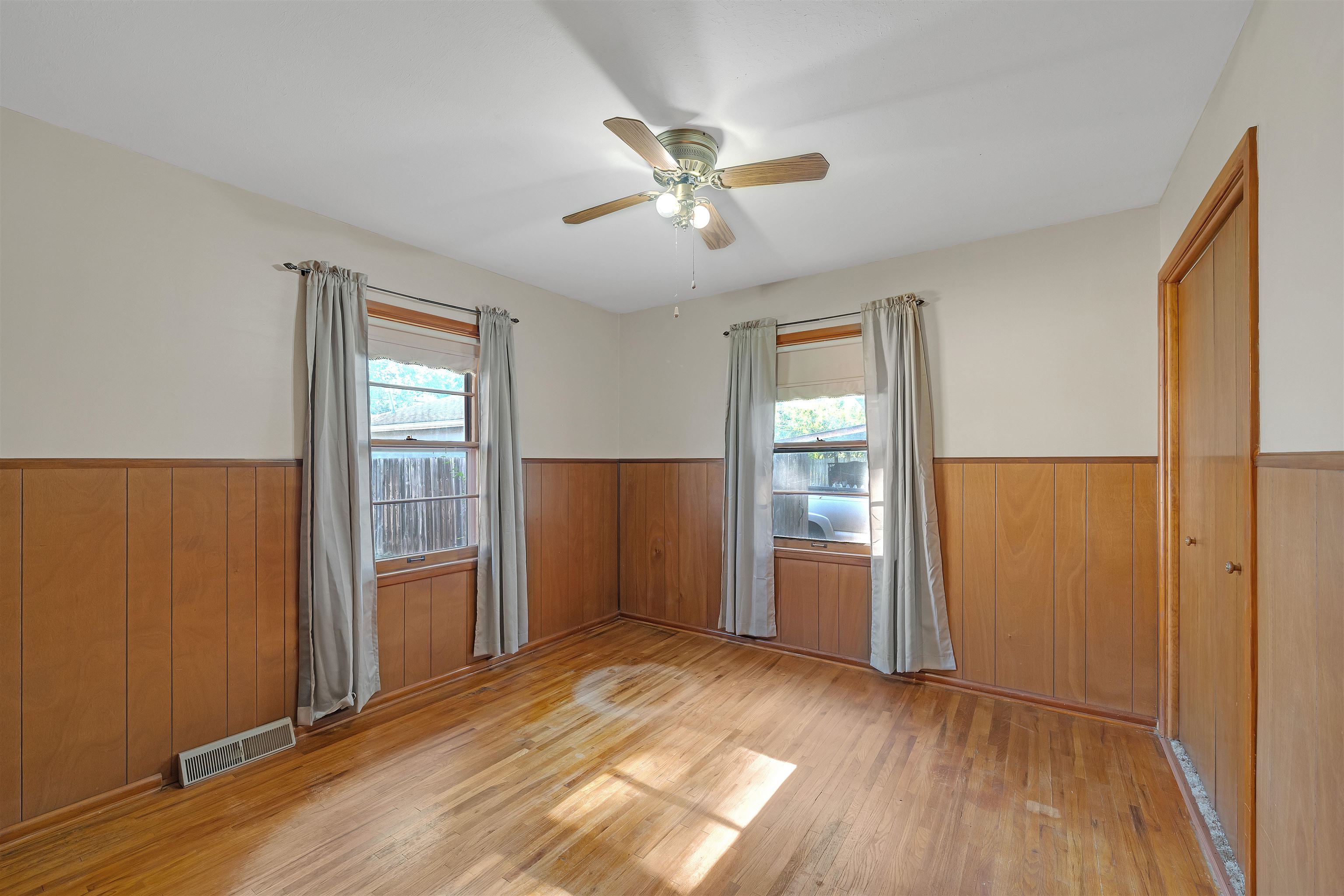 1116 E Alturas St Property Photo 10