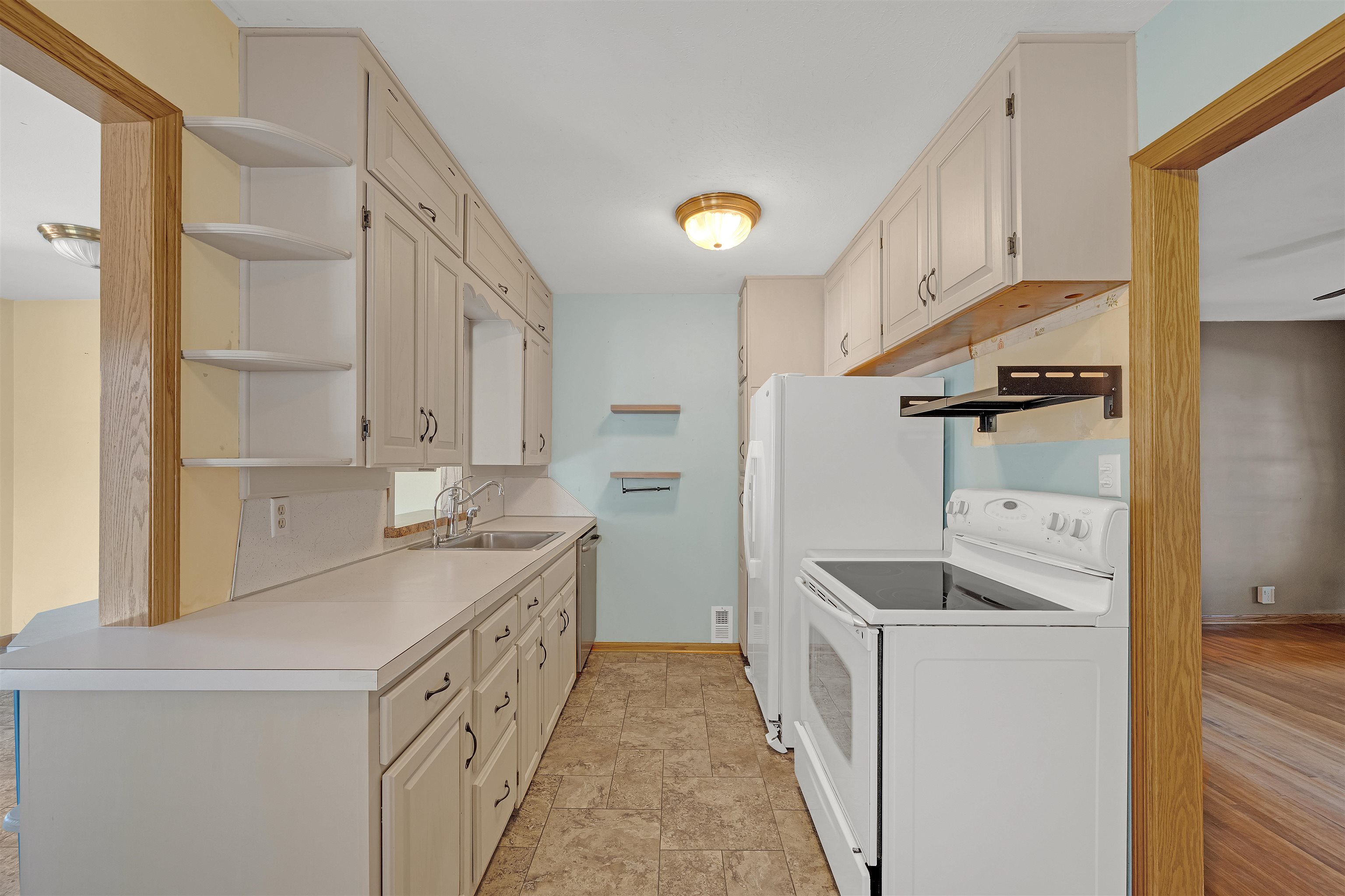 1116 E Alturas St Property Photo 15