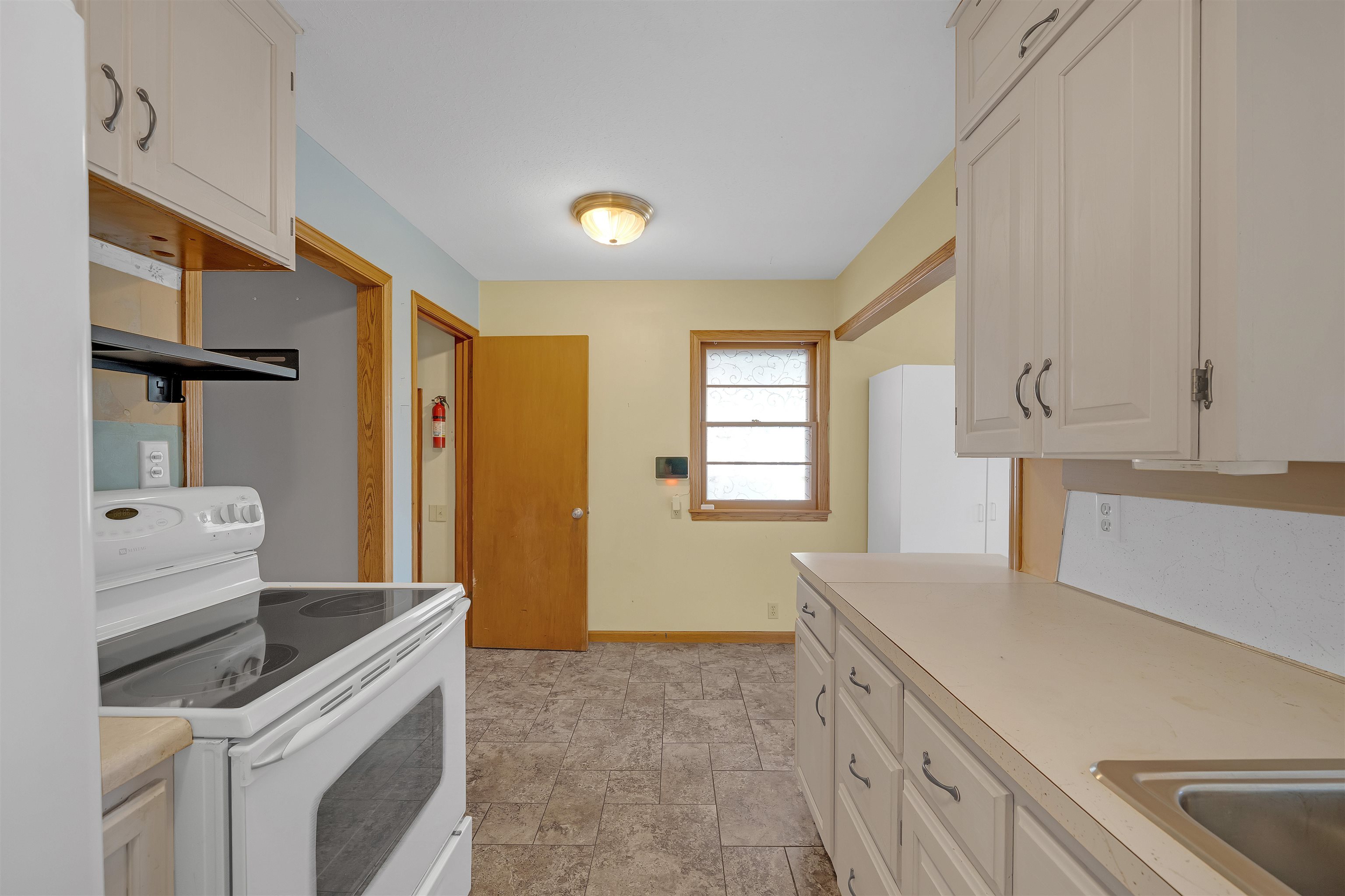 1116 E Alturas St Property Photo 17